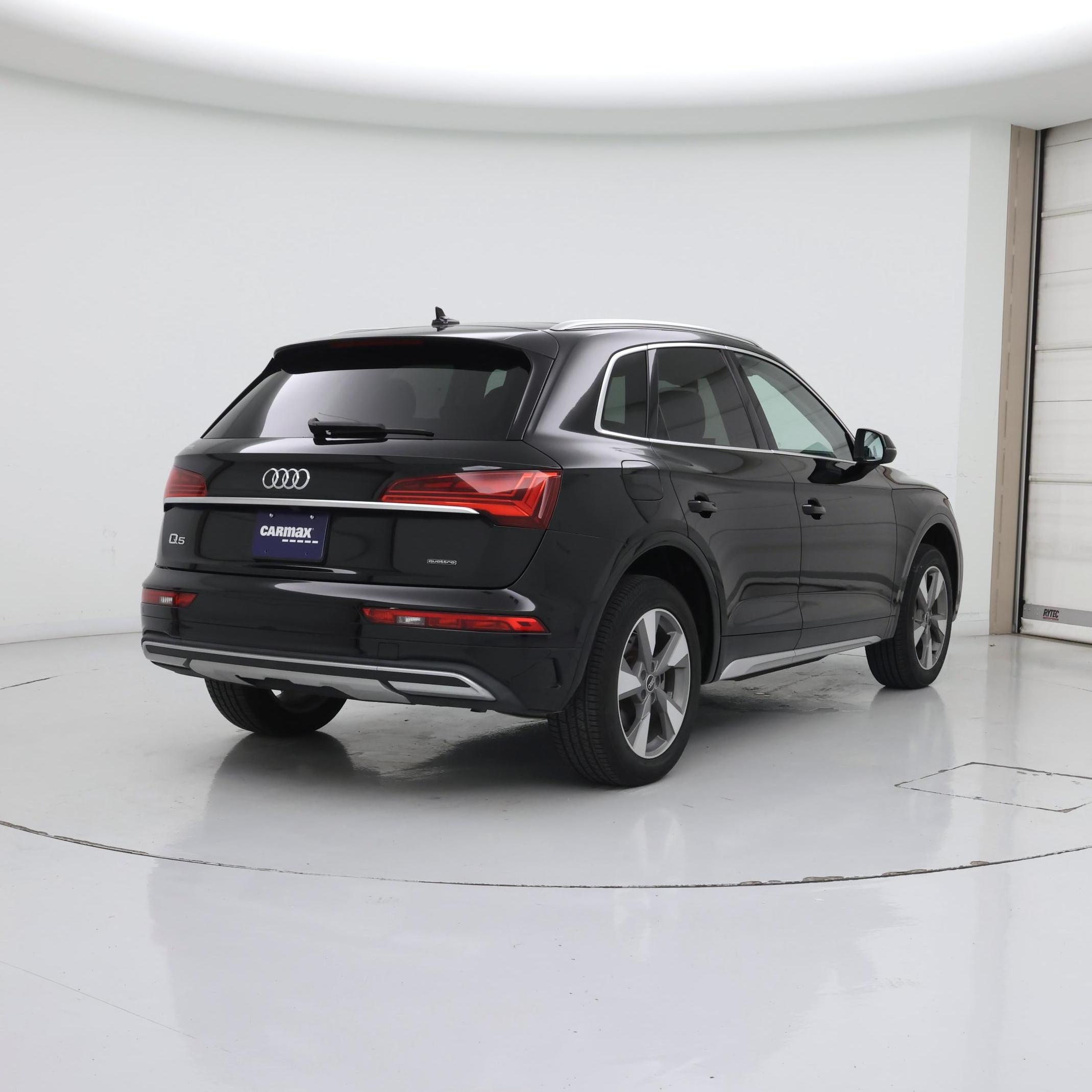 Thumbnail: 2023 Audi Q5 - 8