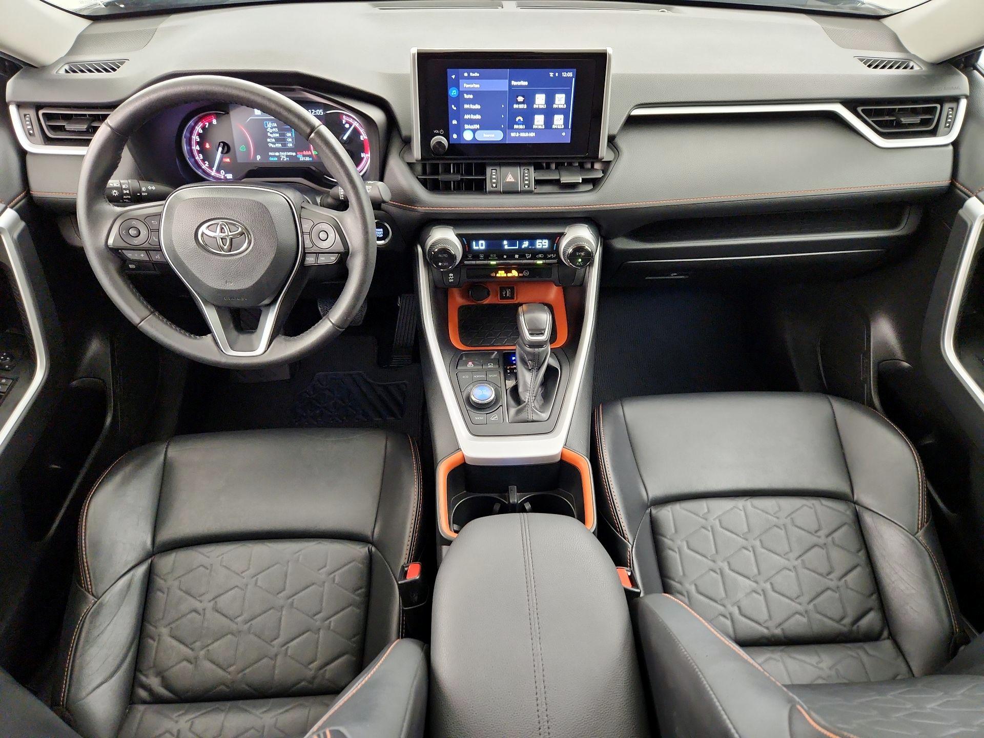 Thumbnail: 2024 Toyota RAV4 - 9
