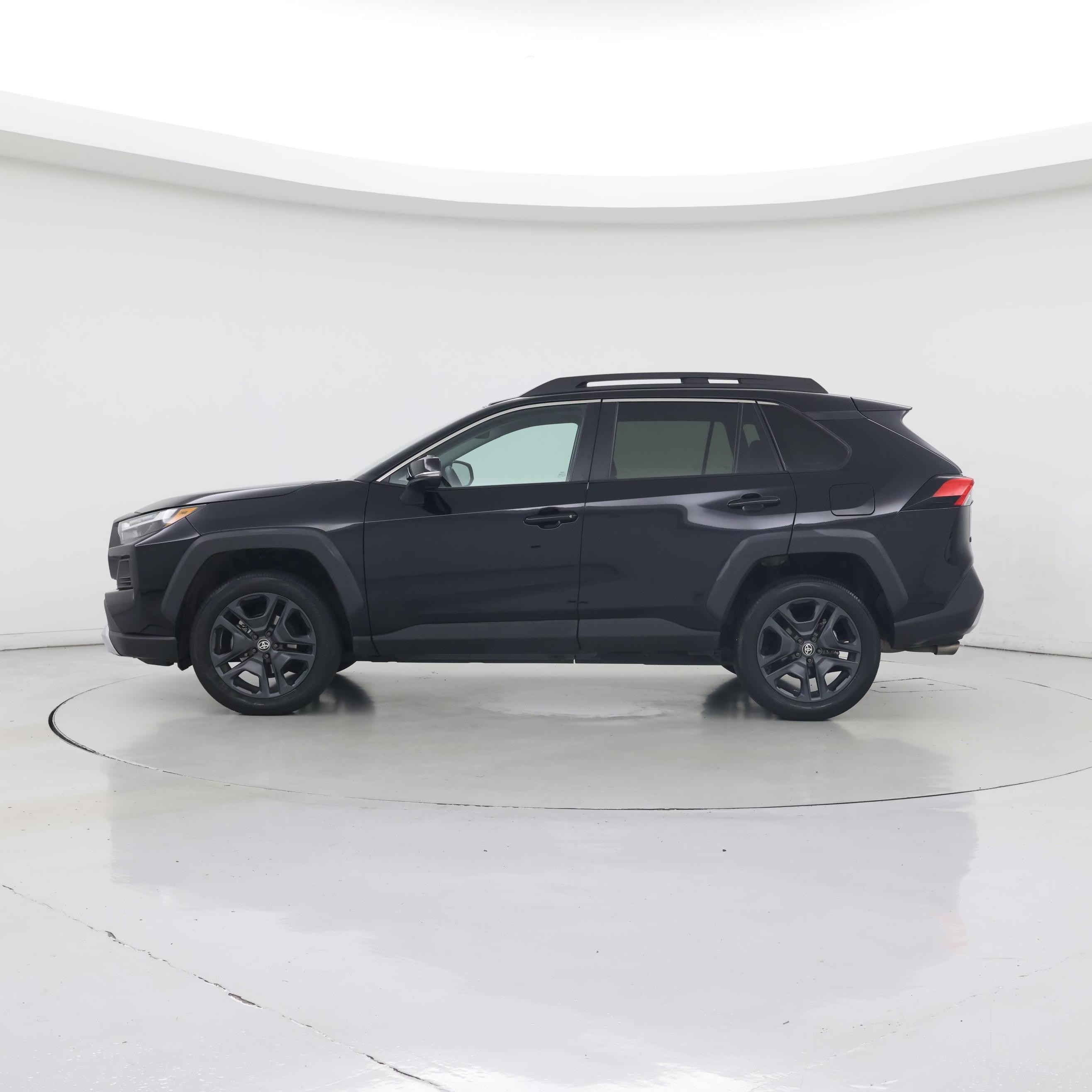 Thumbnail: 2024 Toyota RAV4 - 3