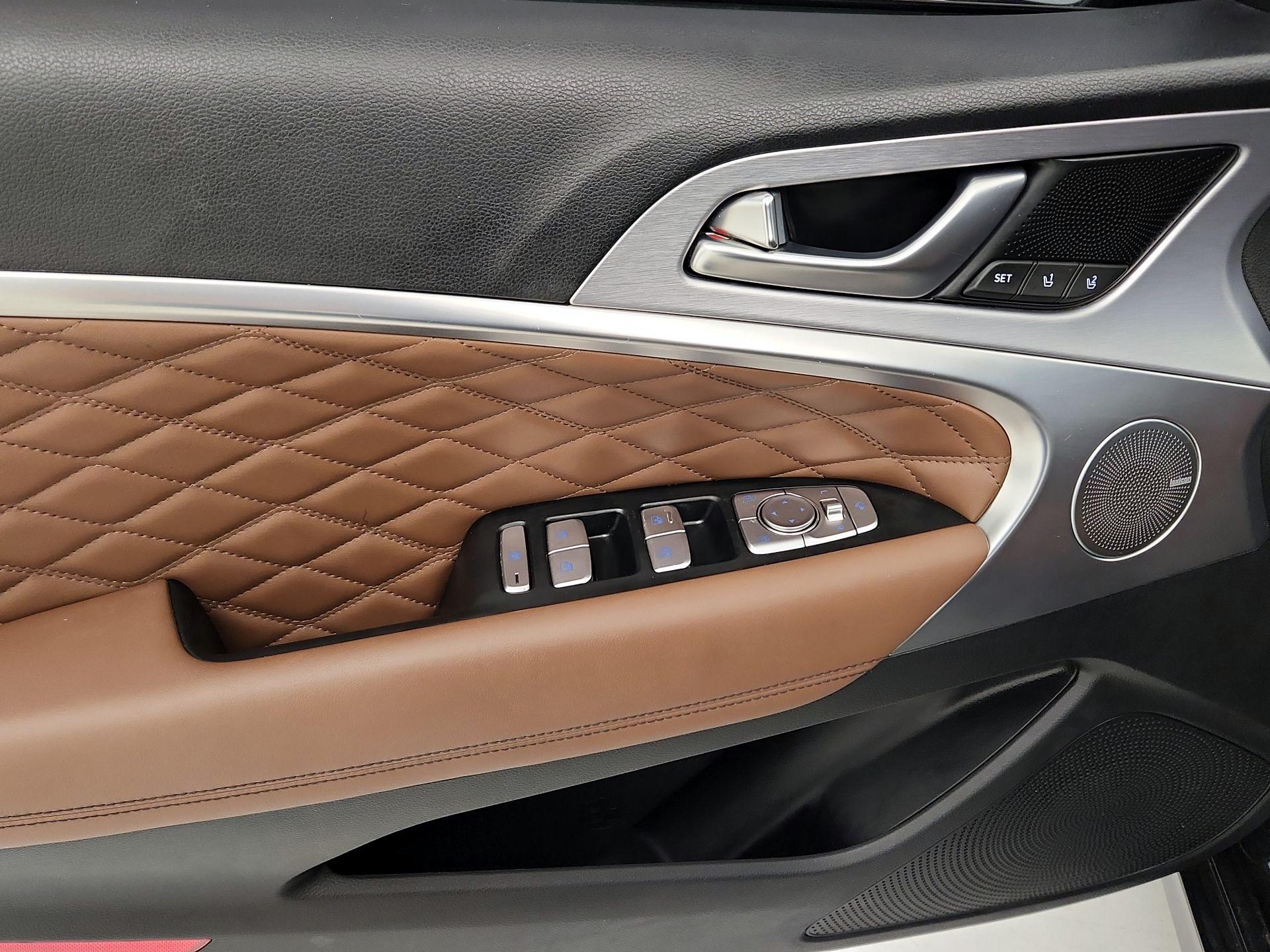 Thumbnail: 2020 Genesis G70 - 12