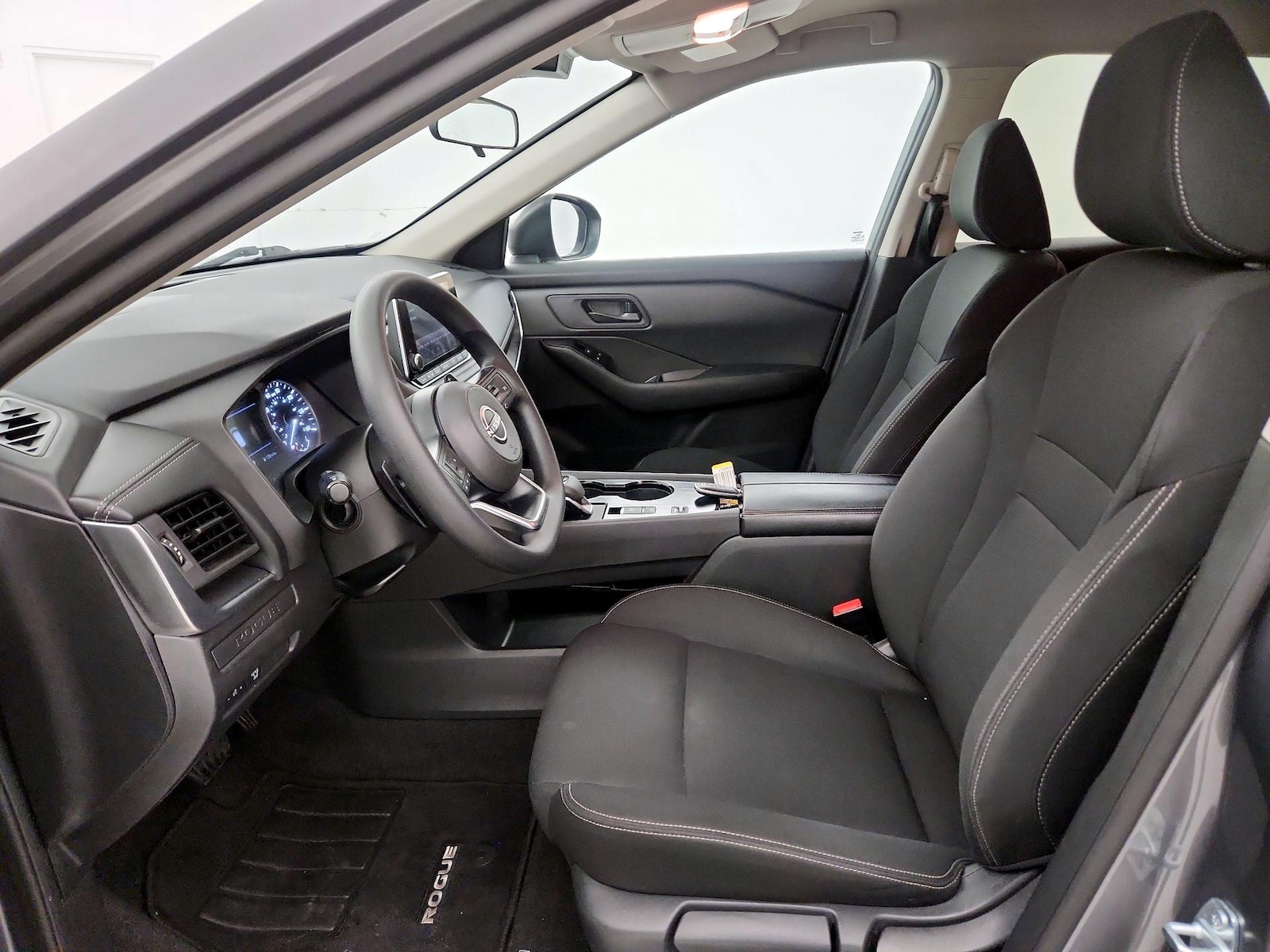 2024 Nissan Rogue S - Photo 10