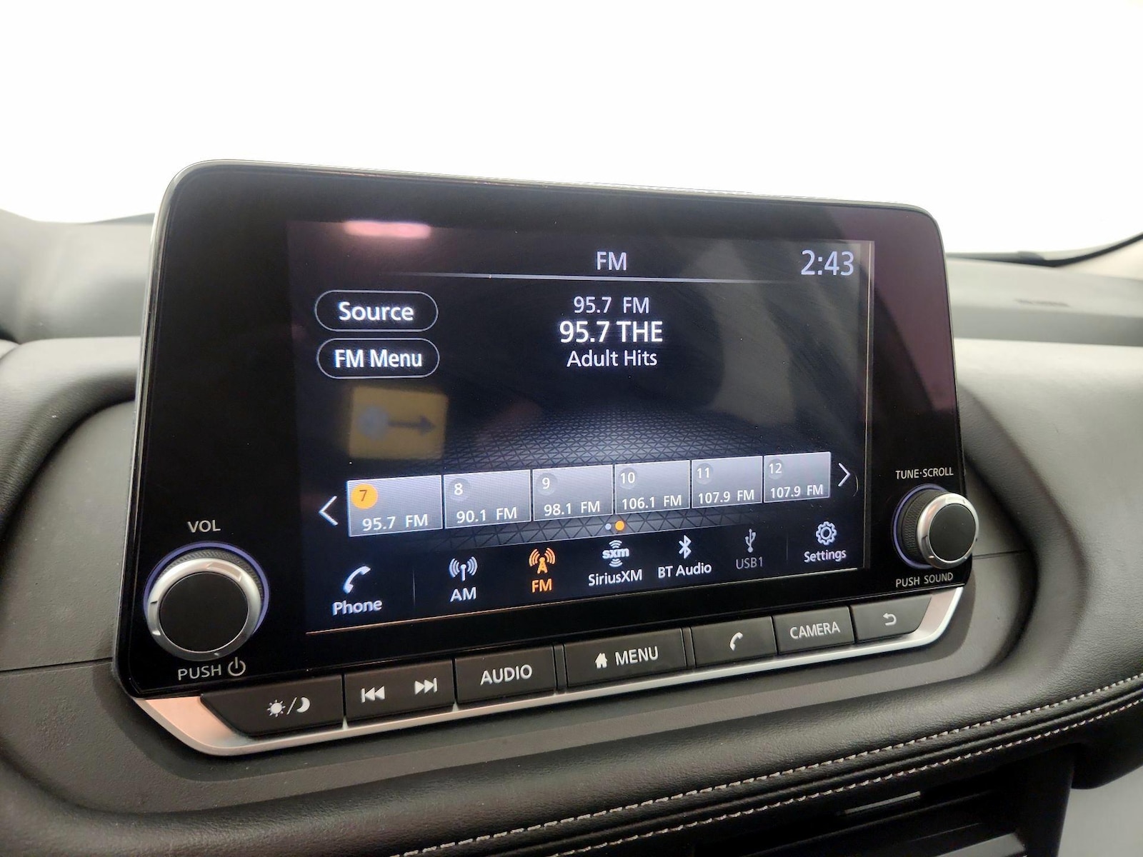 2024 Nissan Rogue S - Photo 14