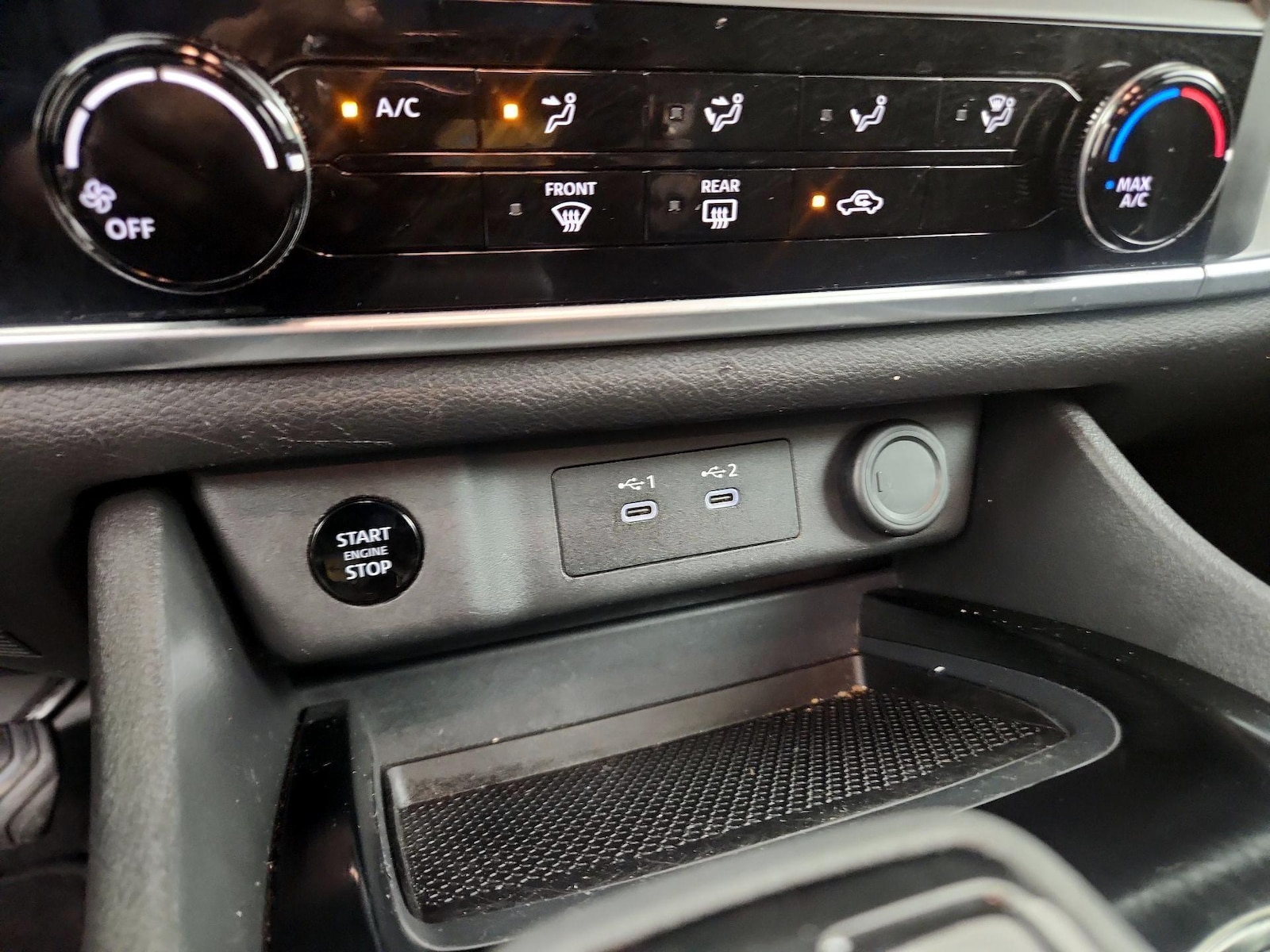 2024 Nissan Rogue S - Photo 17