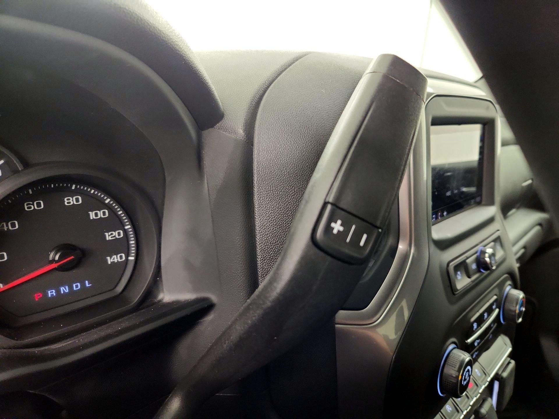 Thumbnail: 2024 Chevrolet Silverado 1500 - 17