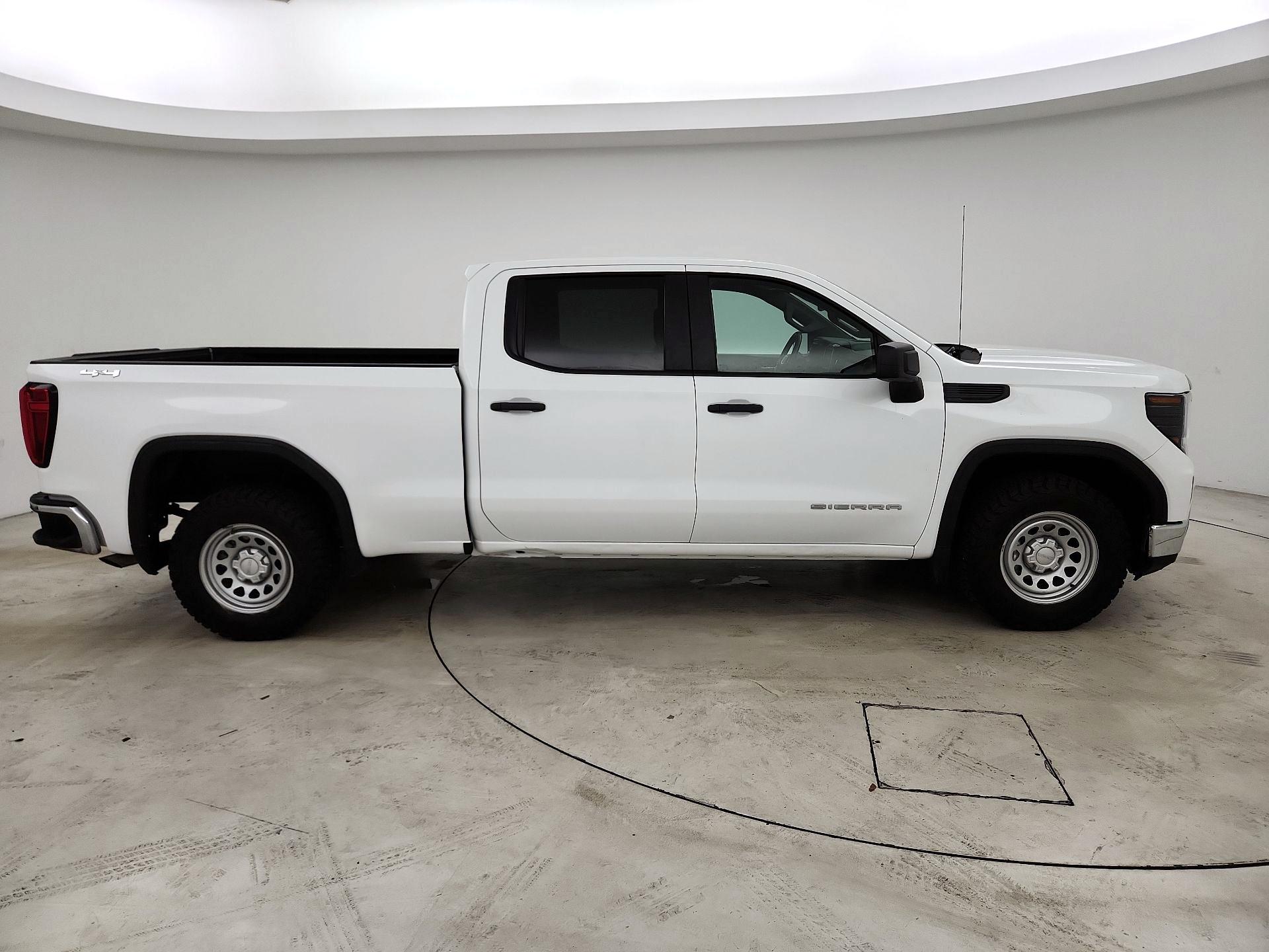 Thumbnail: 2023 GMC Sierra 1500 - 4