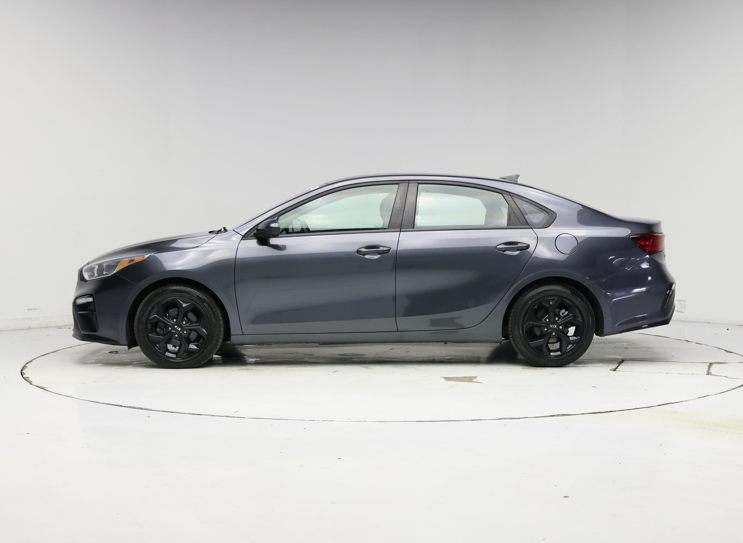 Thumbnail: 2020 Kia Forte - 3