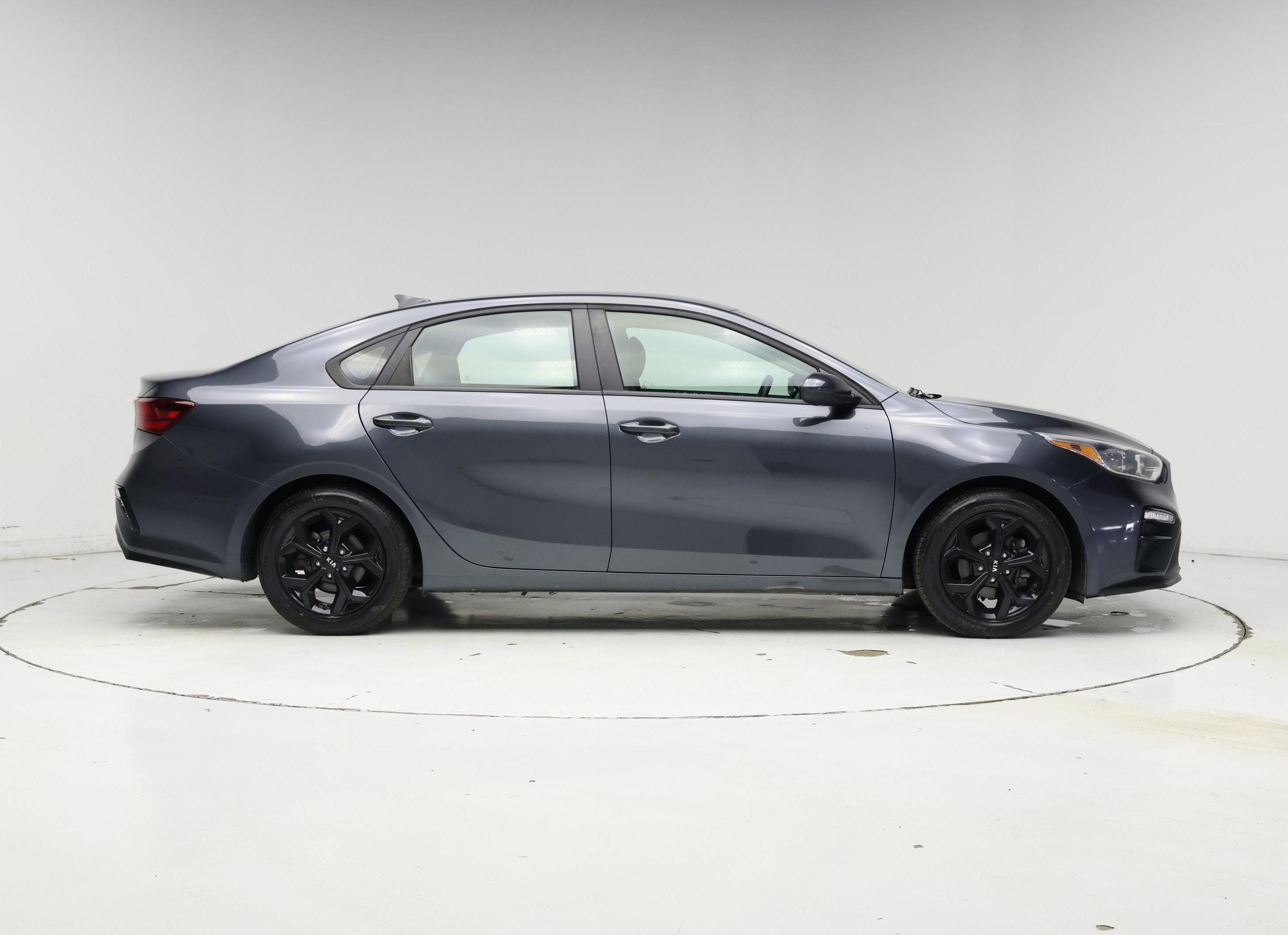 Thumbnail: 2020 Kia Forte - 7