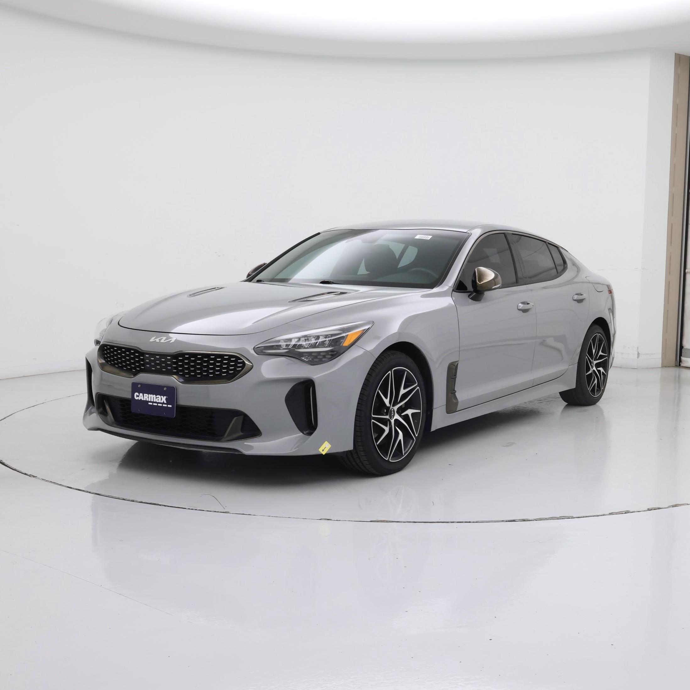 Thumbnail: 2023 Kia Stinger - 4