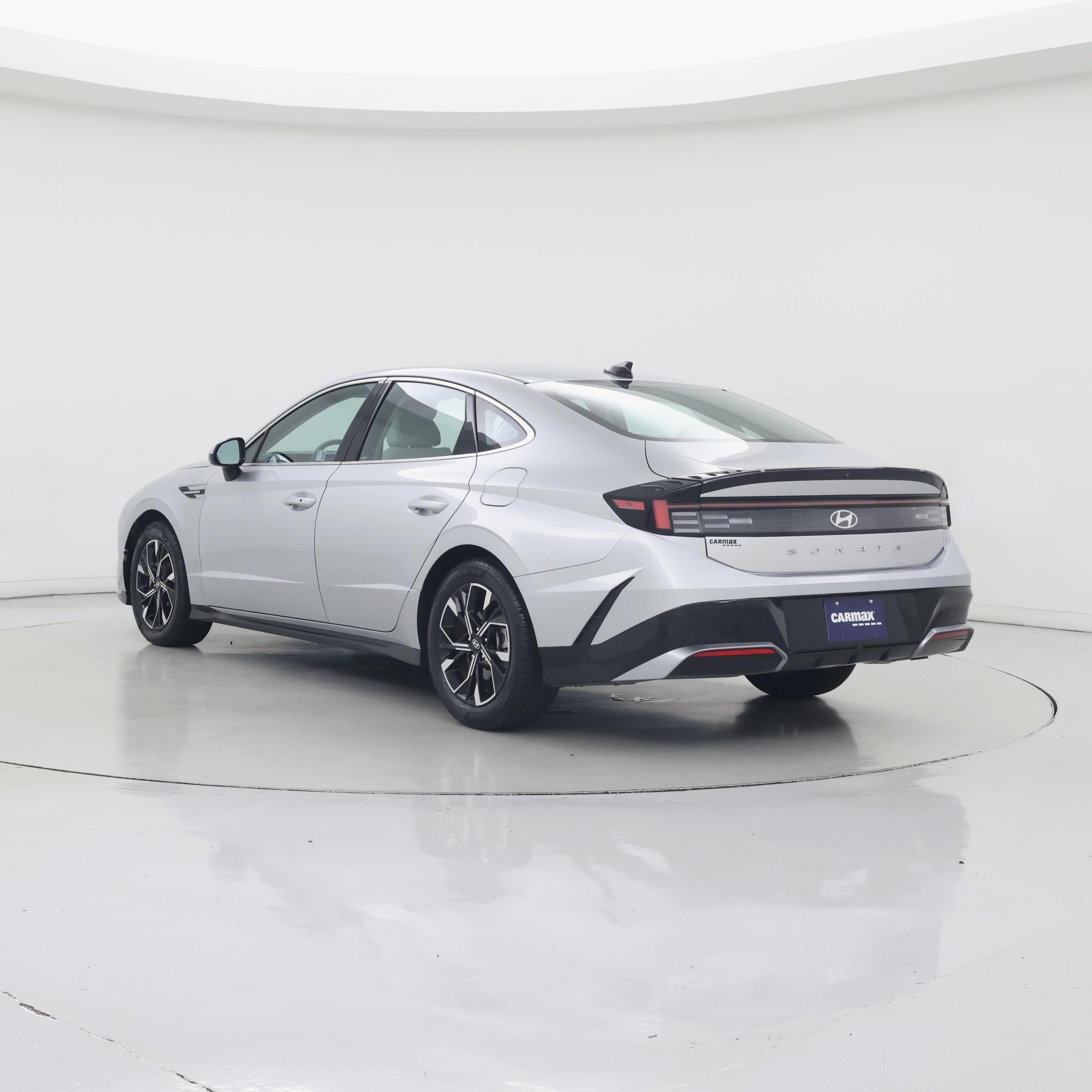 Thumbnail: 2025 Hyundai Sonata - 2