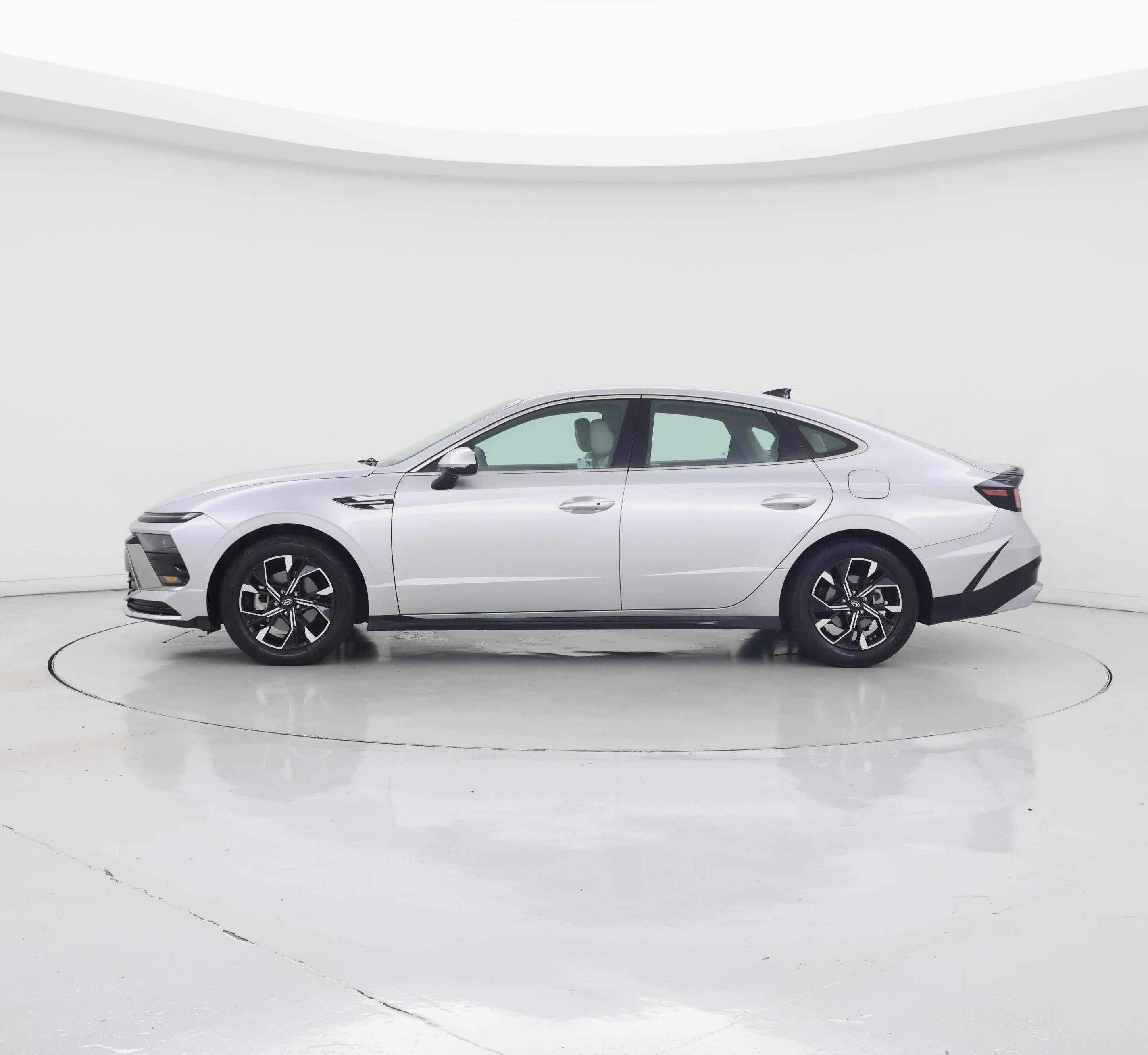 Thumbnail: 2025 Hyundai Sonata - 3