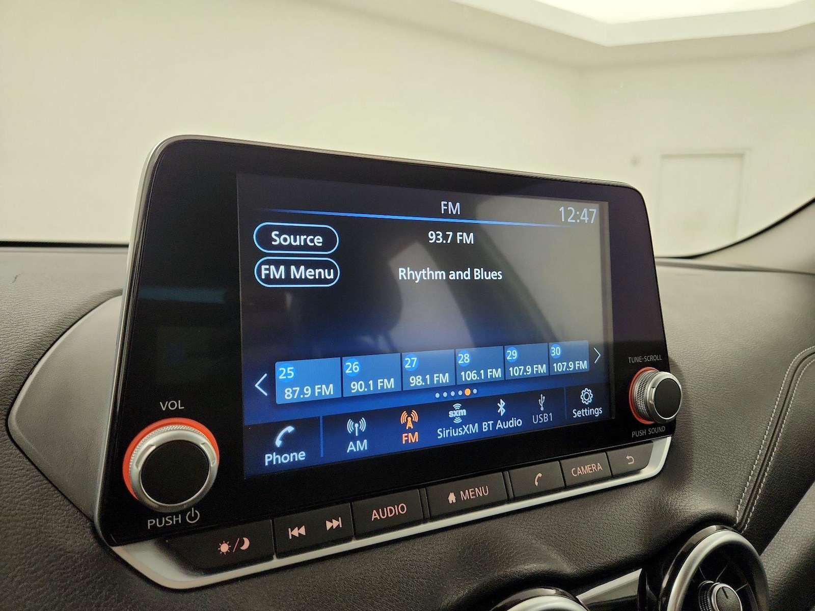 2024 Nissan Sentra SV - Photo 14