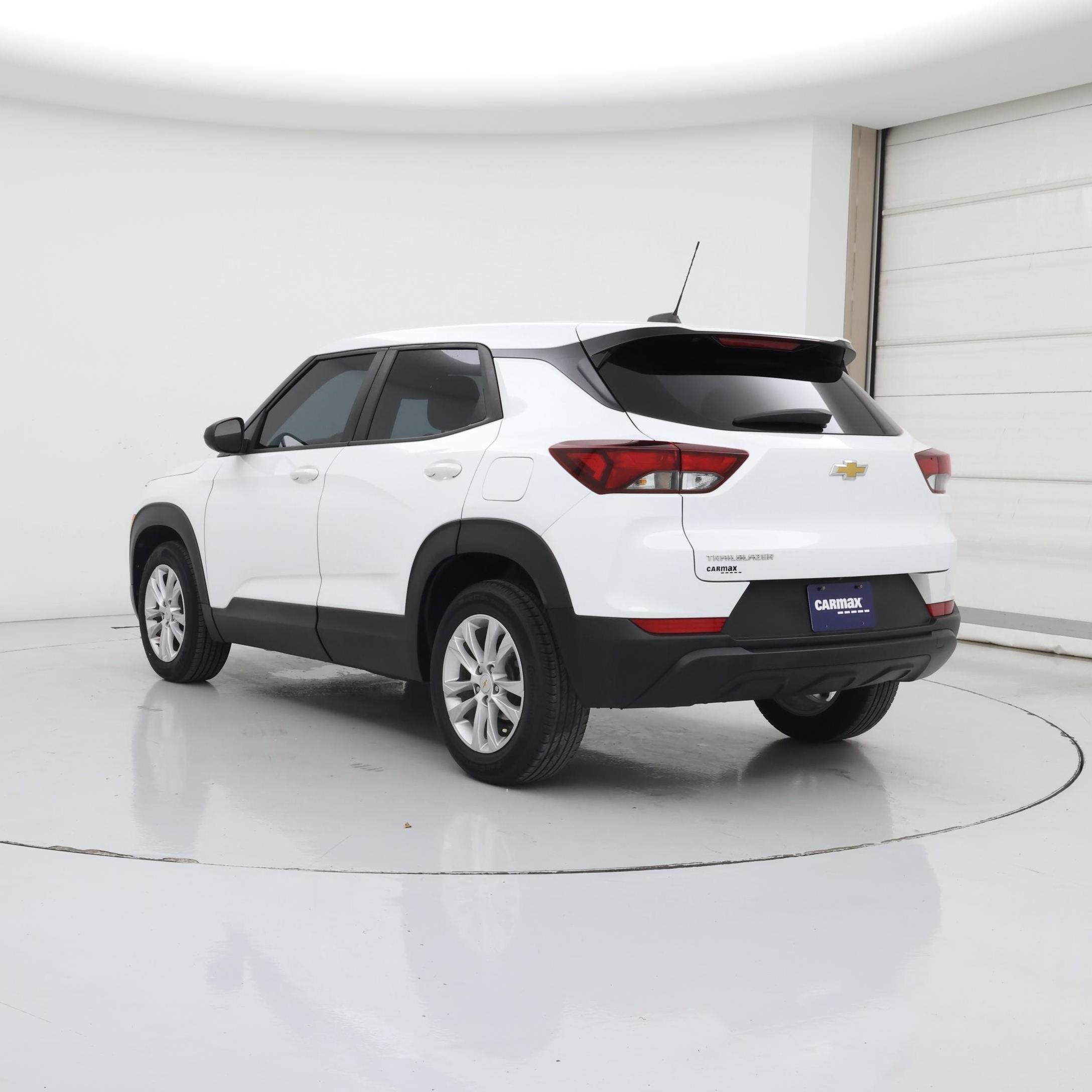 Thumbnail: 2021 Chevrolet TrailBlazer - 2