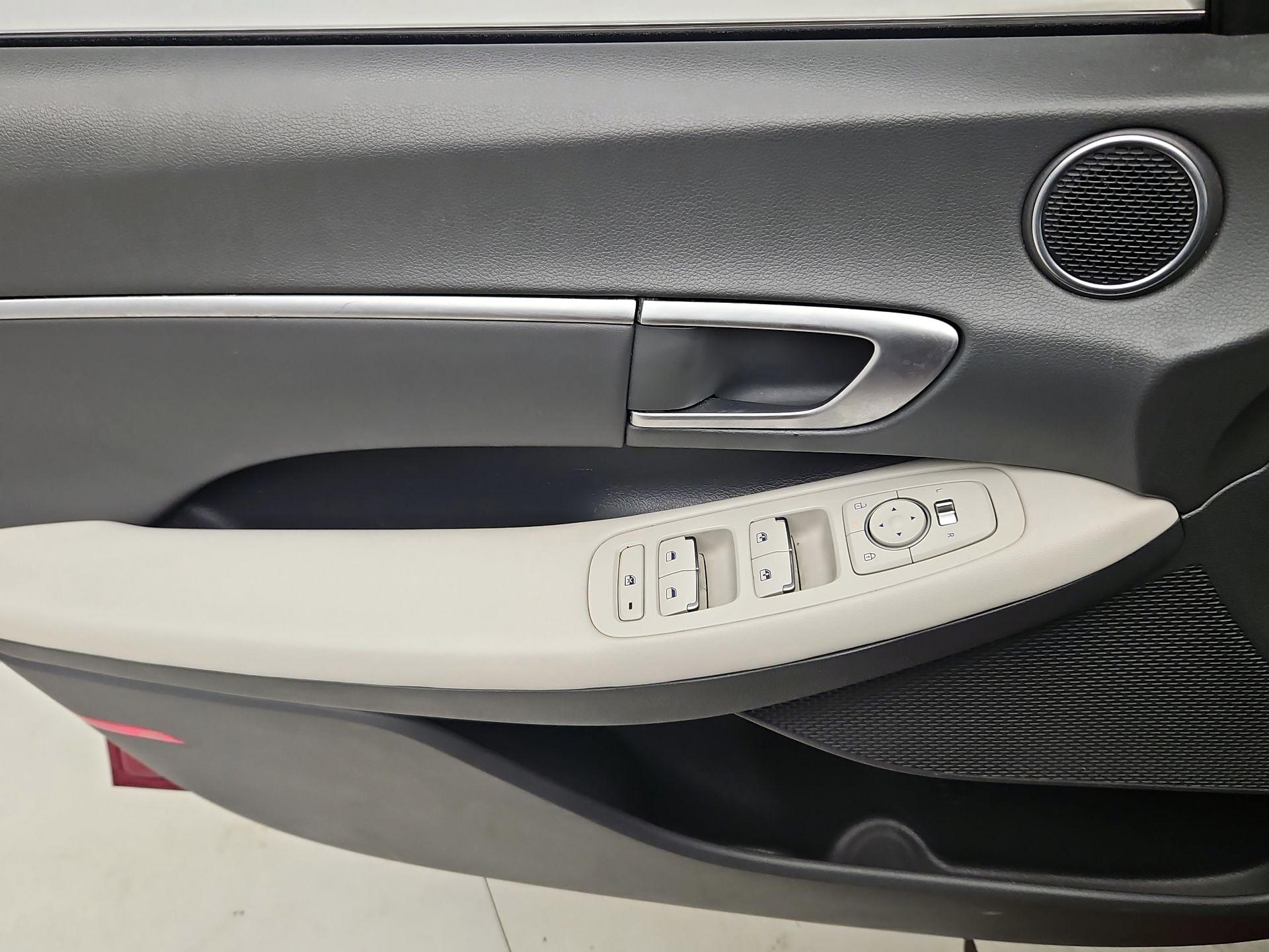 Thumbnail: 2025 Hyundai Sonata - 12