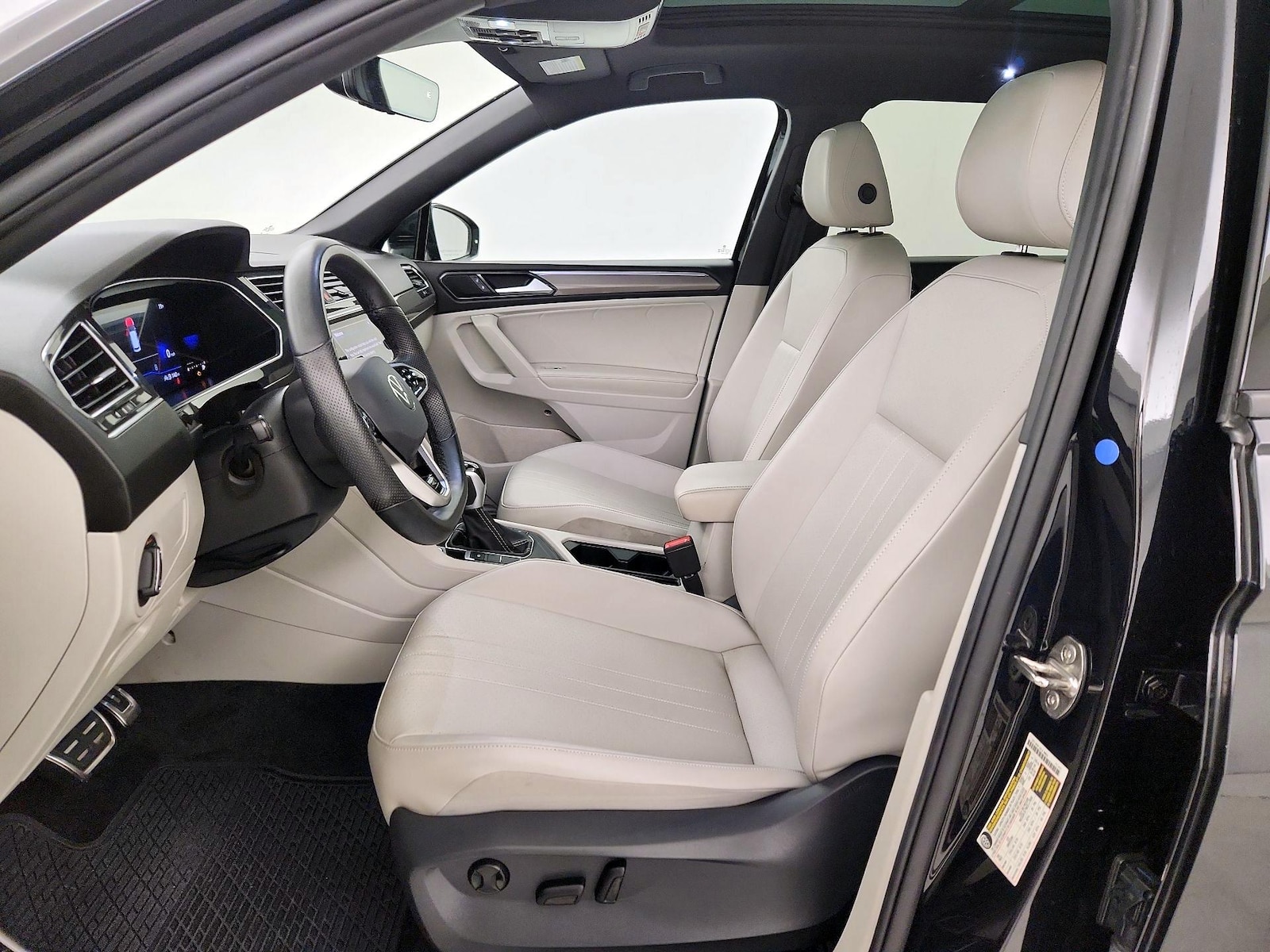 2024 Volkswagen Tiguan SE R-LINE BLACK - Photo 12