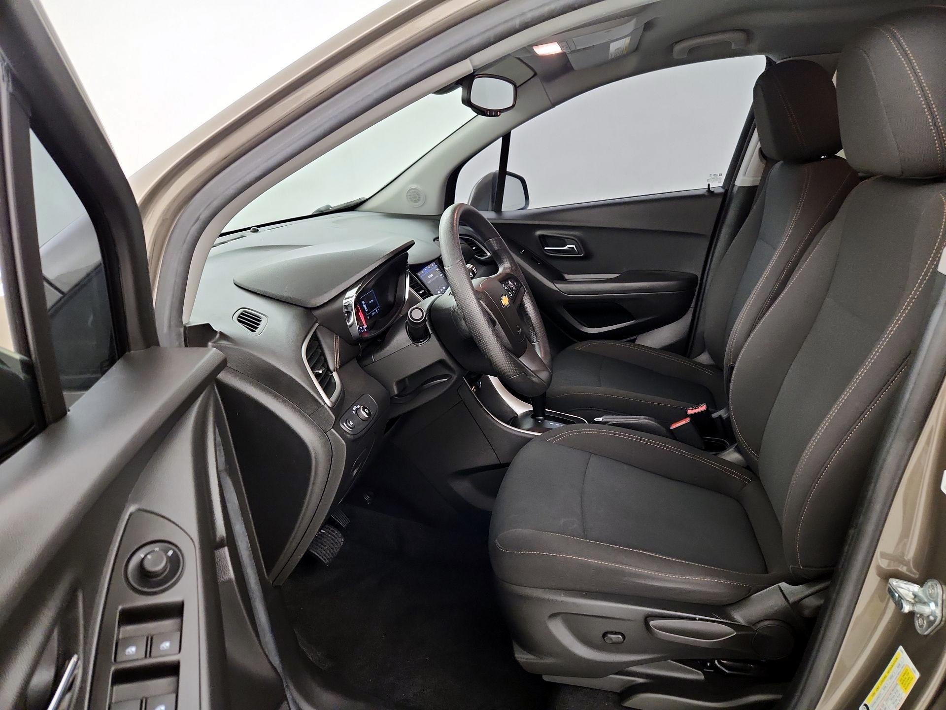 Thumbnail: 2020 Chevrolet Trax - 11