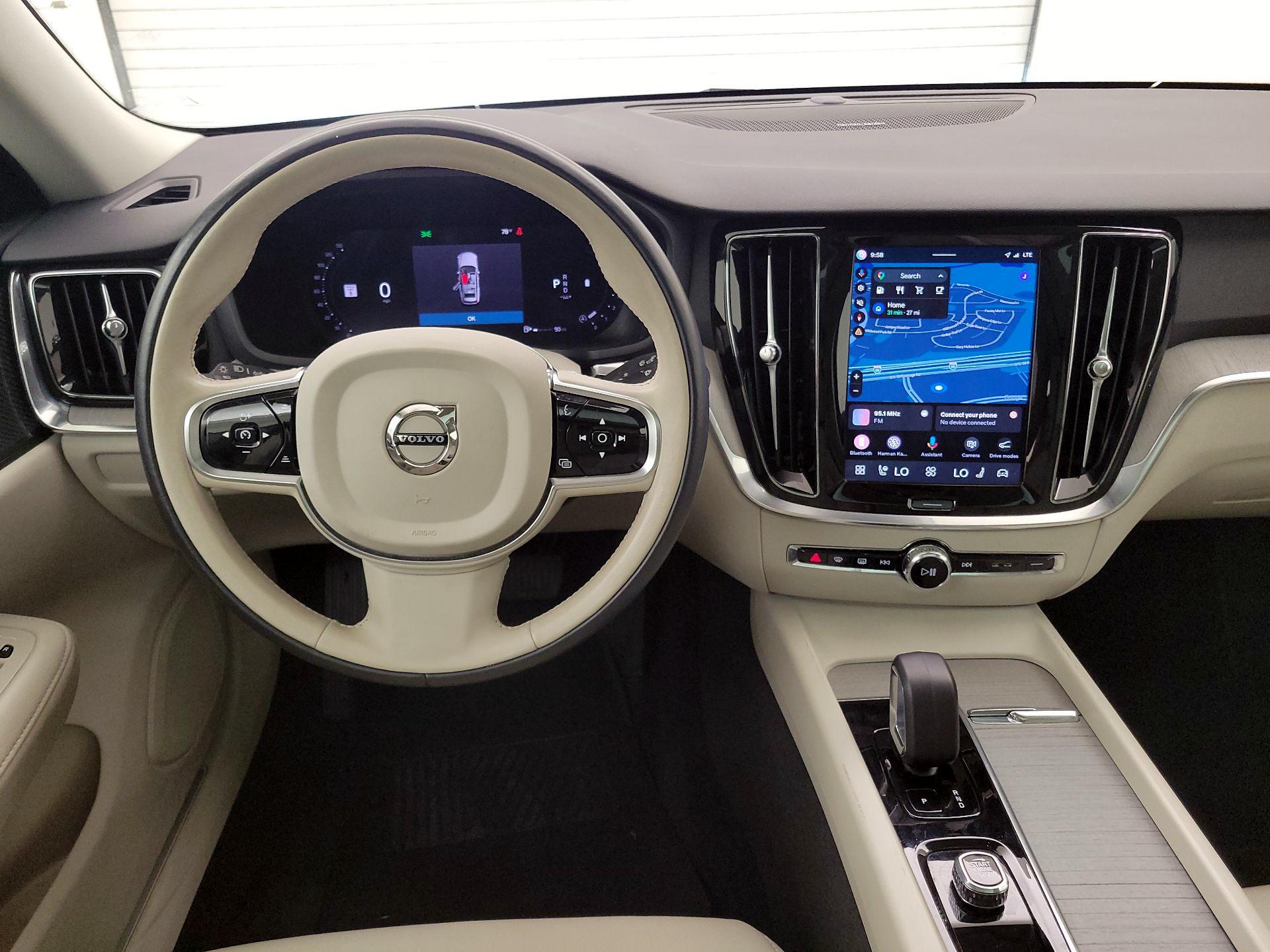 Thumbnail: 2025 Volvo S60 - 10