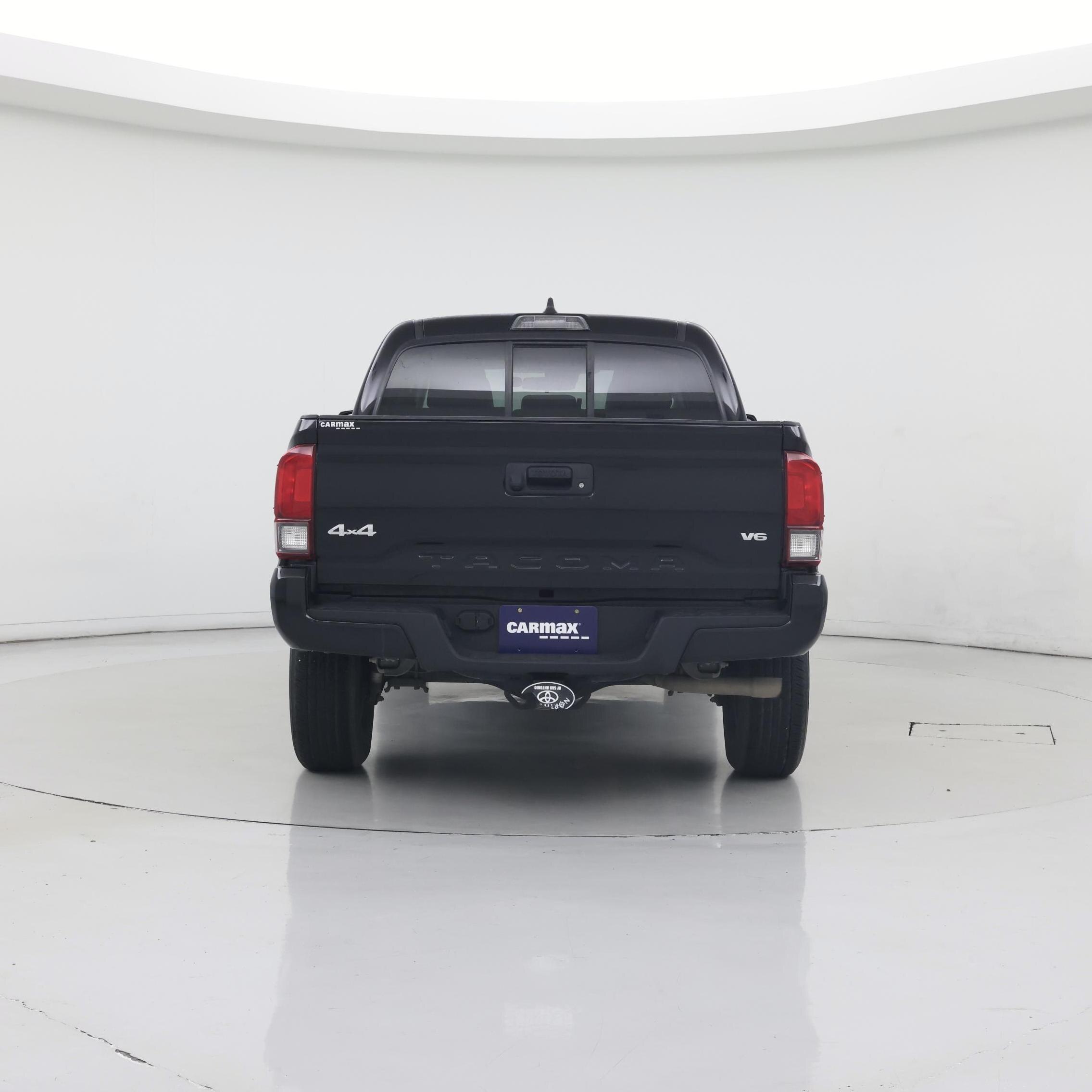 Thumbnail: 2023 Toyota Tacoma - 6