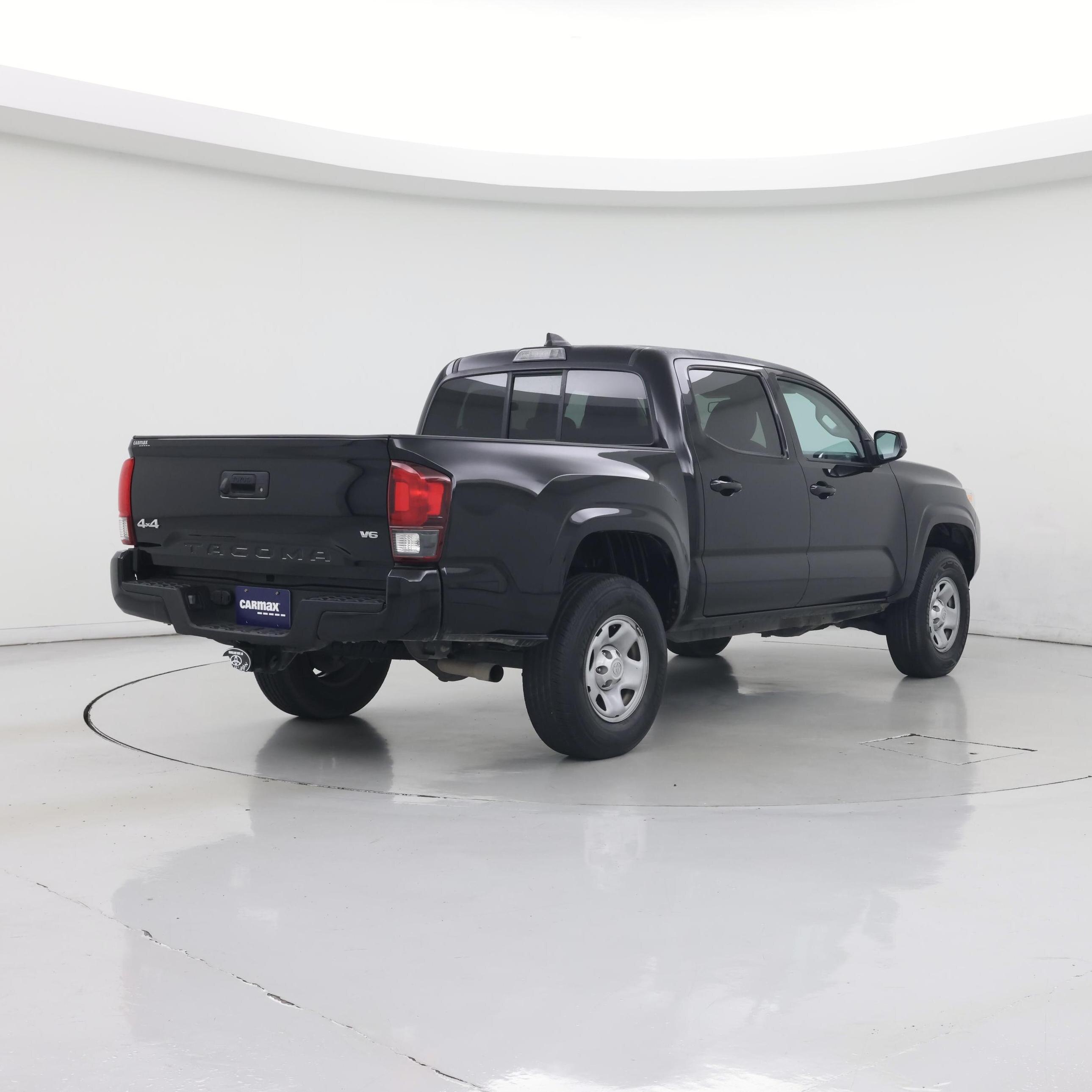 Thumbnail: 2023 Toyota Tacoma - 8