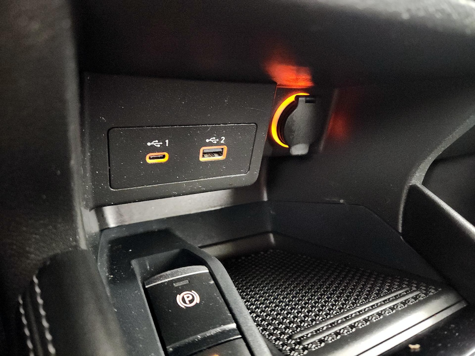 2023 Nissan Kicks SV - Photo 18
