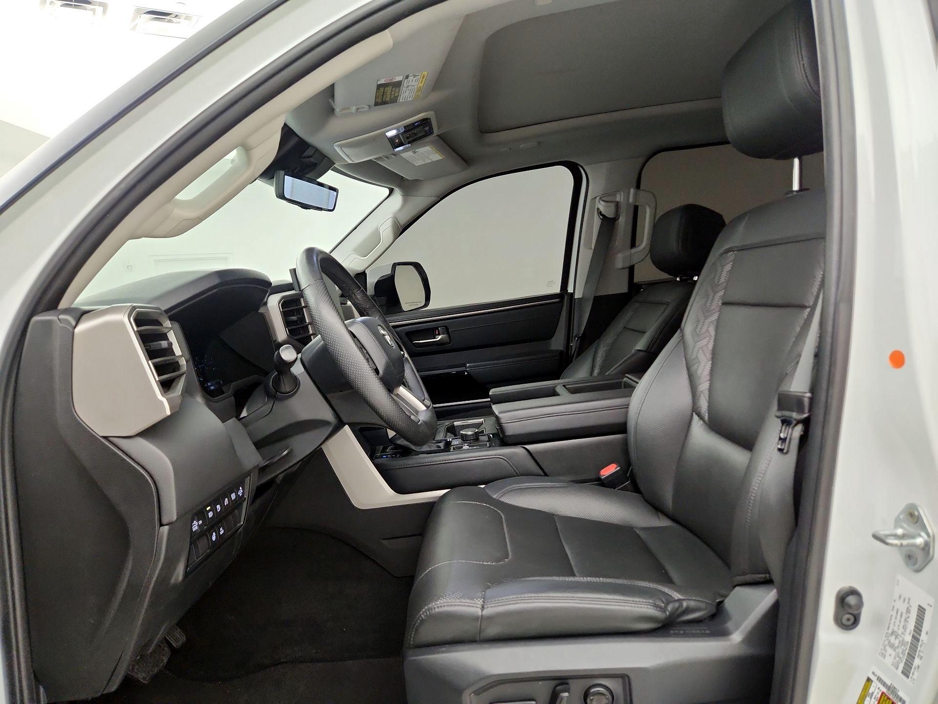 Thumbnail: 2023 Toyota Tundra - 9
