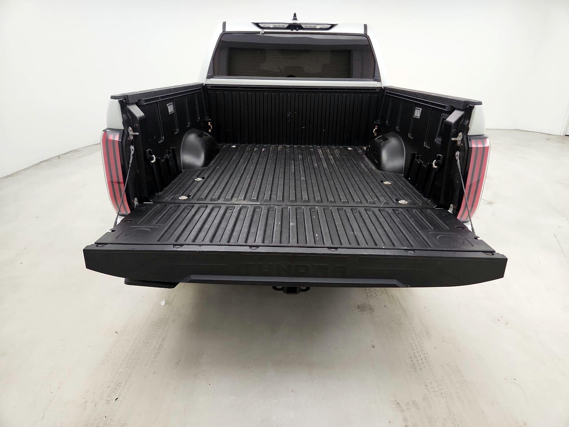 Thumbnail: 2023 Toyota Tundra - 19
