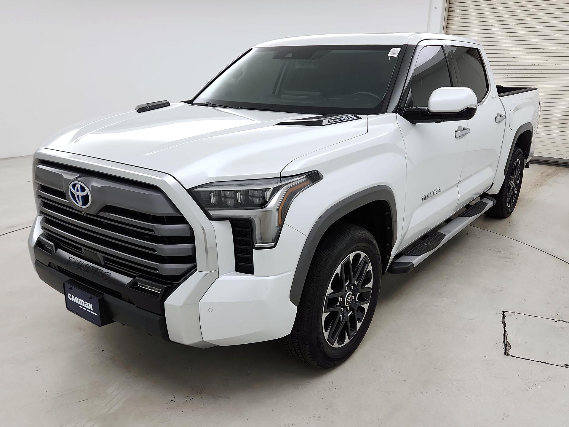 Thumbnail: 2023 Toyota Tundra - 3