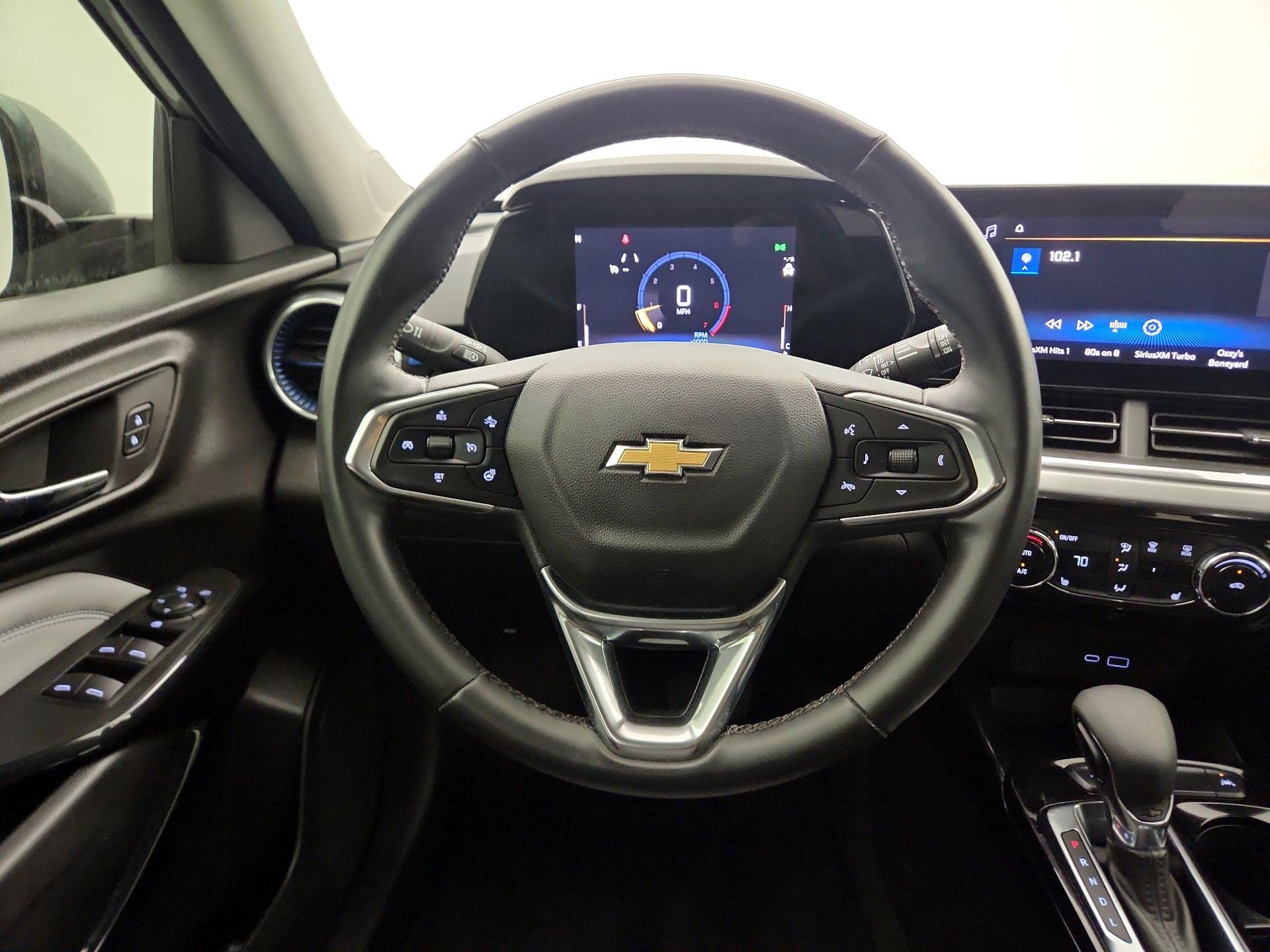 Thumbnail: 2024 Chevrolet Trax - 10