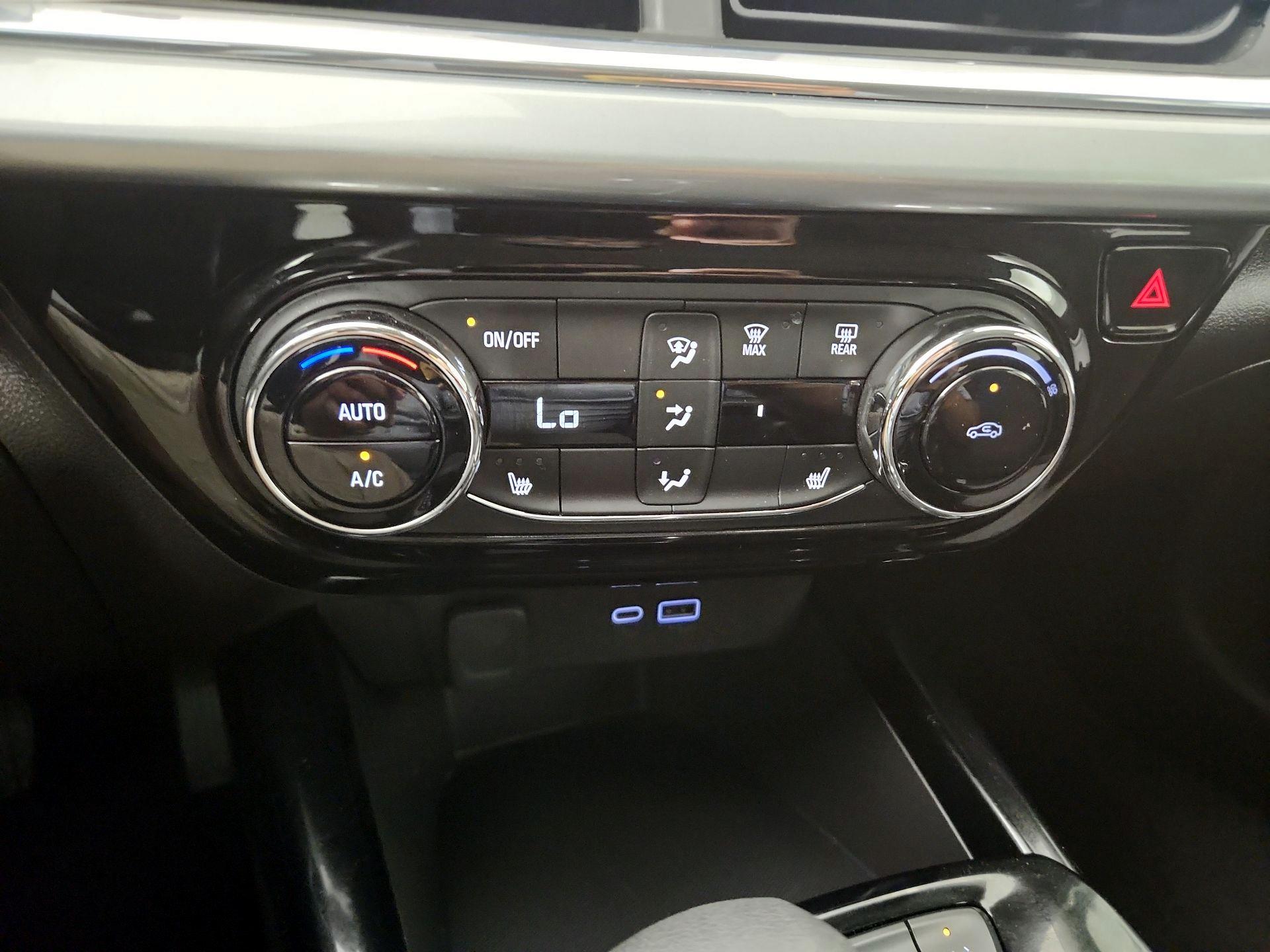 Thumbnail: 2024 Chevrolet Trax - 16