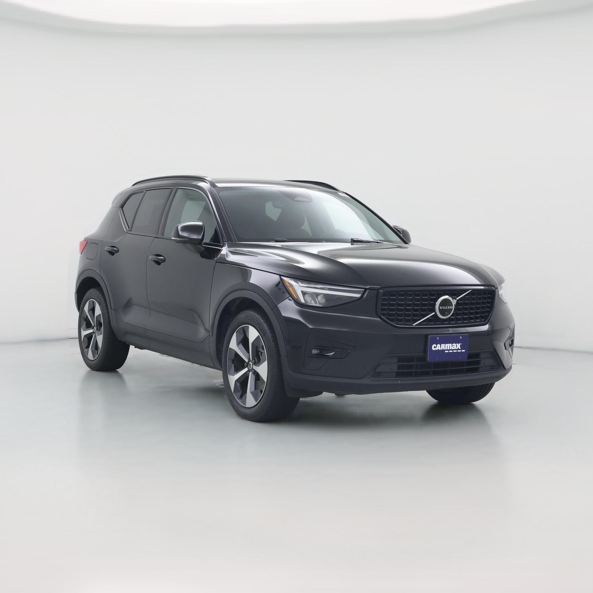 Thumbnail: 2023 Volvo XC40 - 1