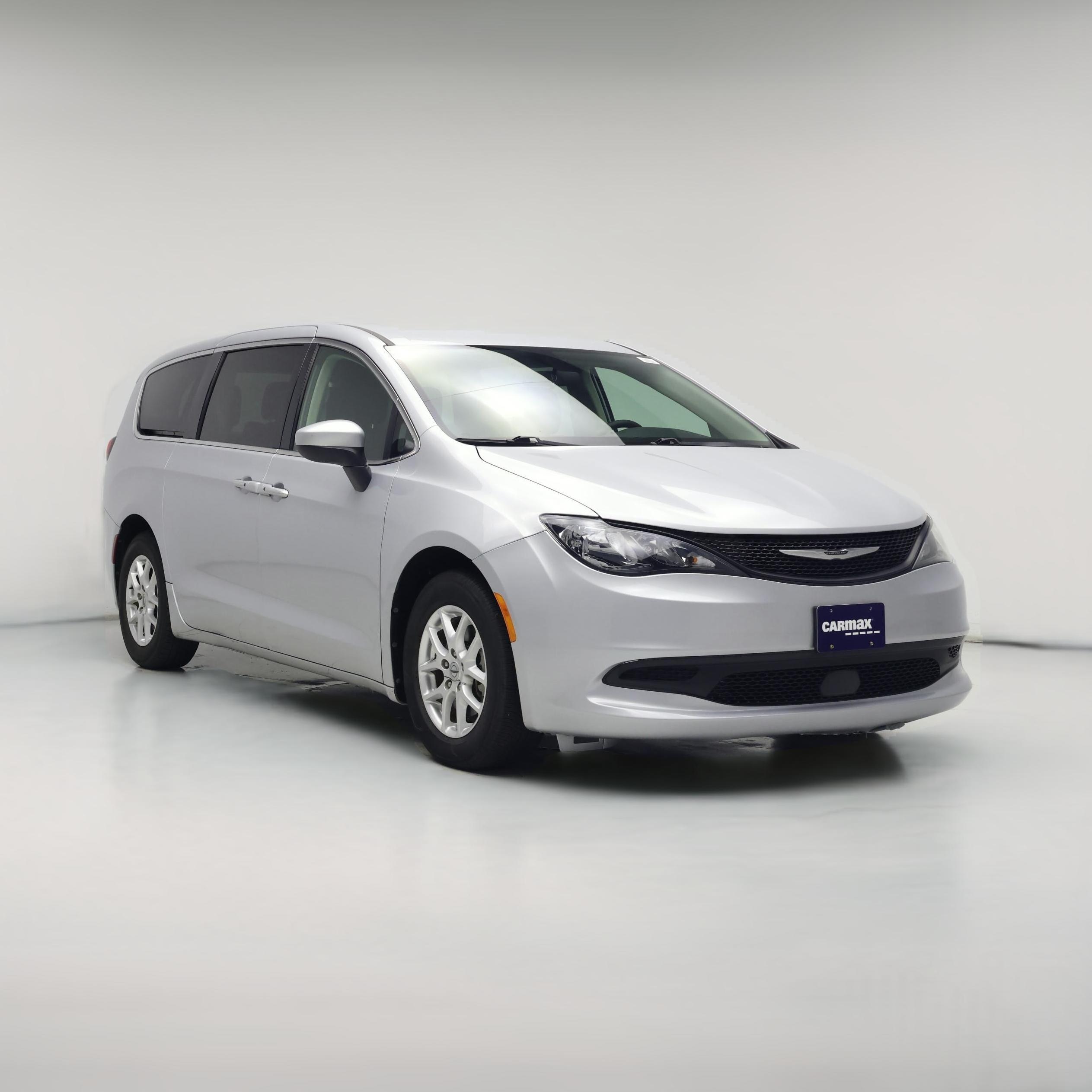Thumbnail: 2022 Chrysler Voyager - 1