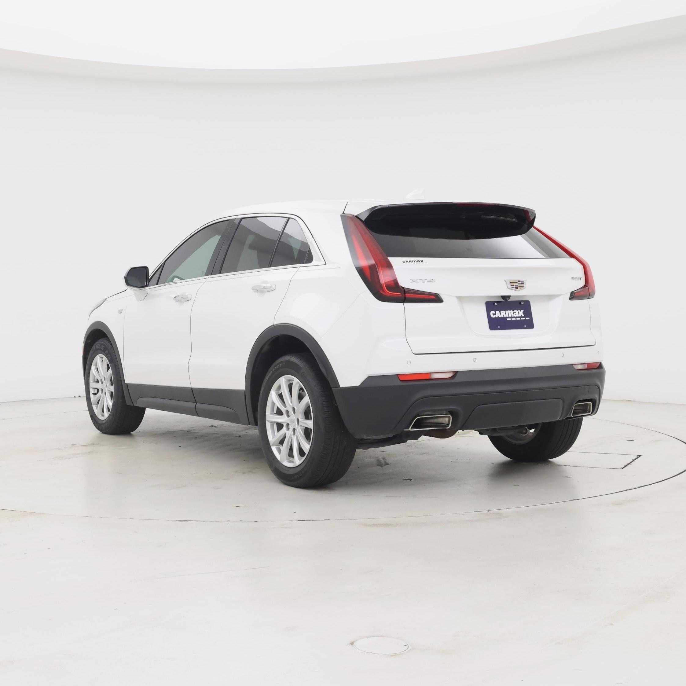 Thumbnail: 2021 Cadillac XT4 - 2