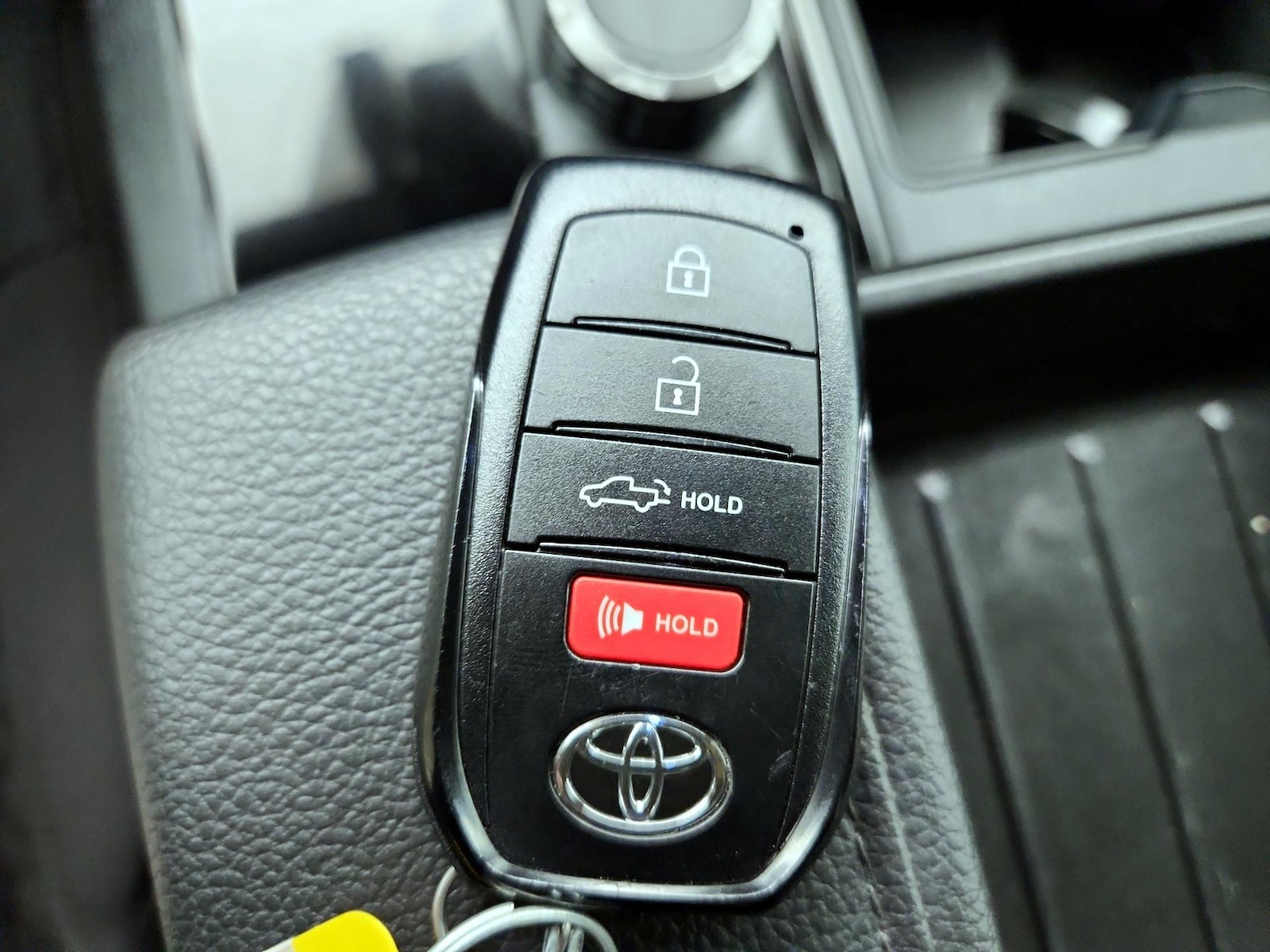 2025 Toyota Tundra SR5 - Photo 23