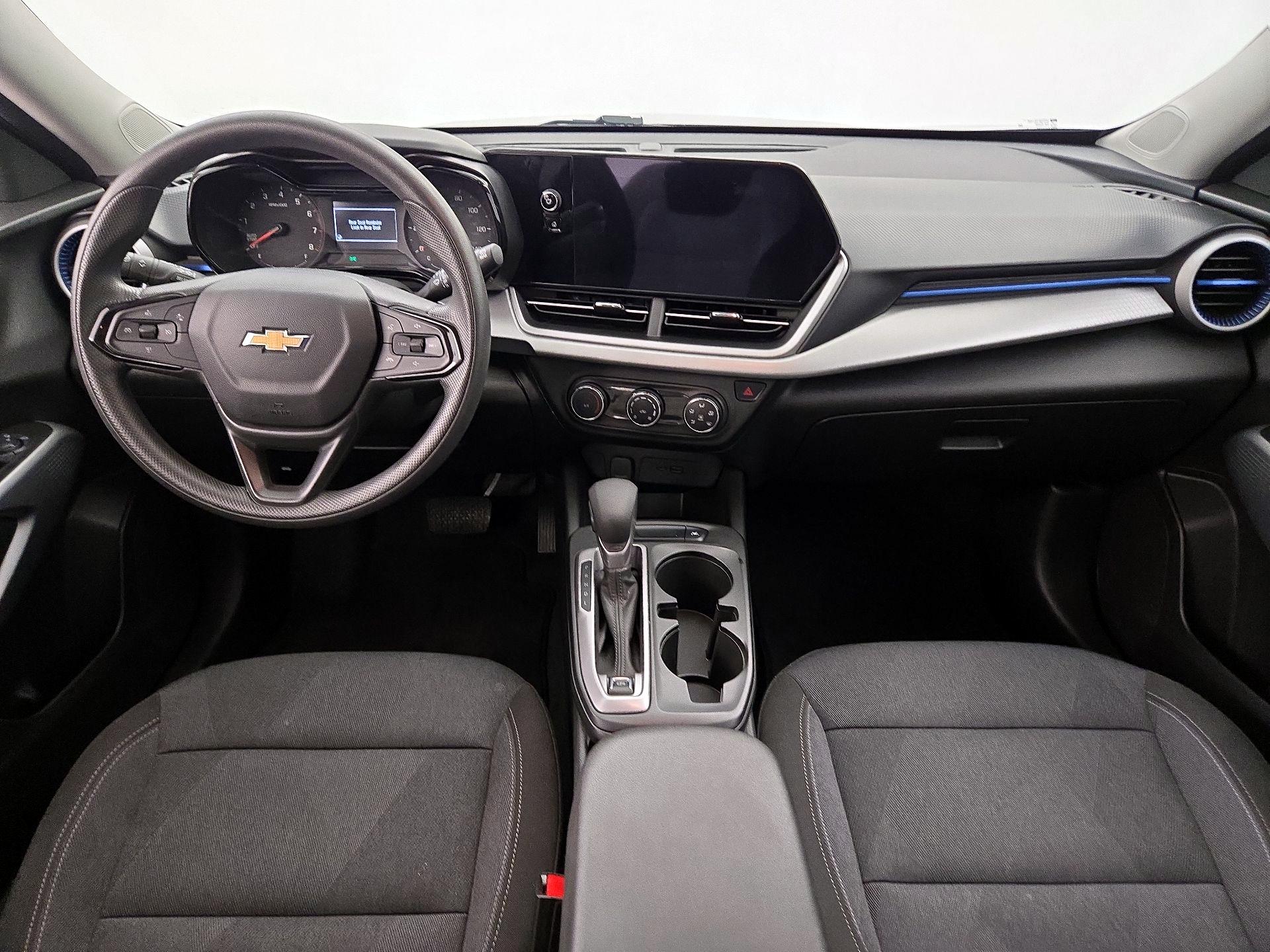 Thumbnail: 2024 Chevrolet Trax - 9