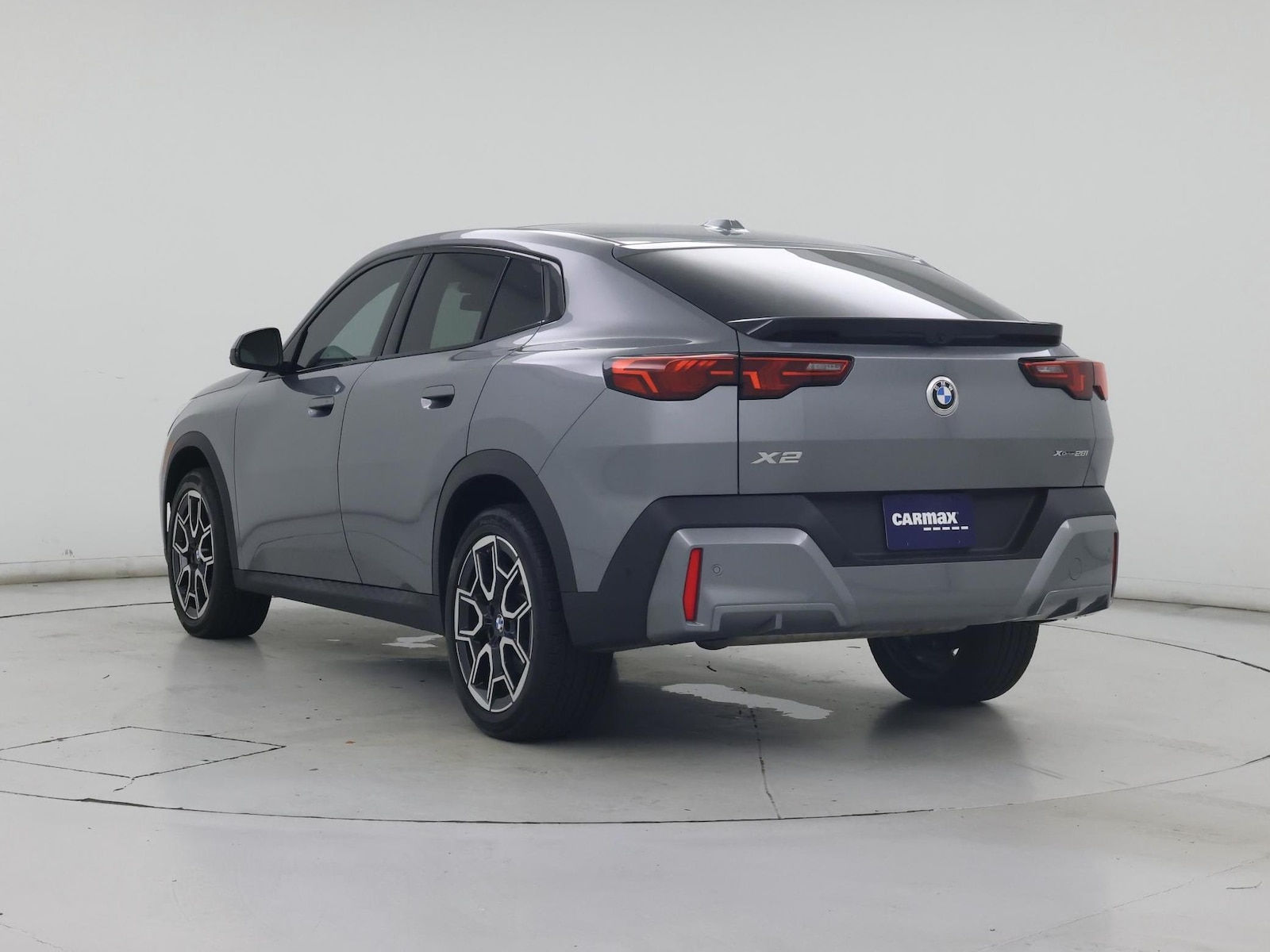 2025 BMW X2 28i - Photo 3