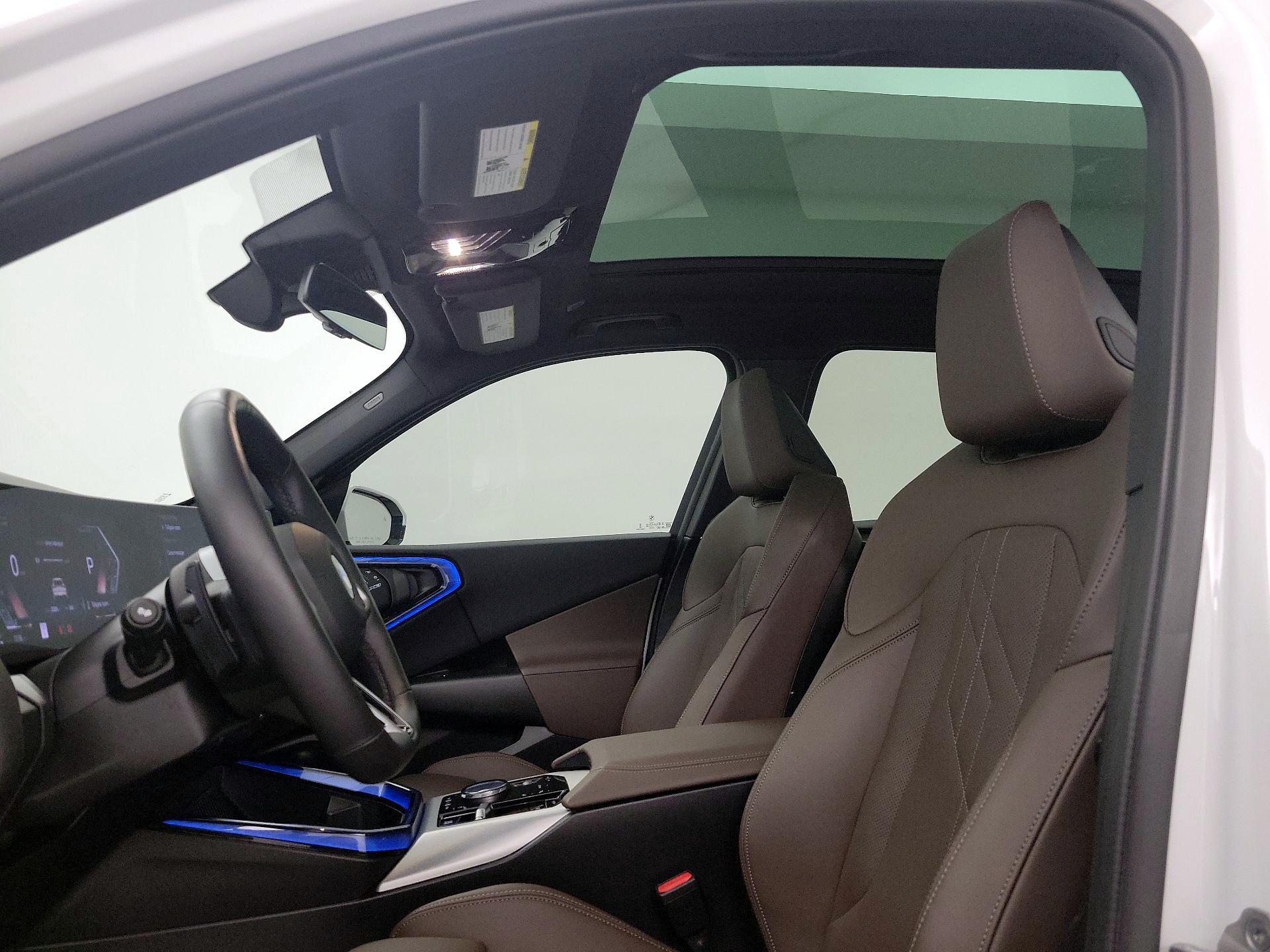 Thumbnail: 2025 BMW X3 - 18