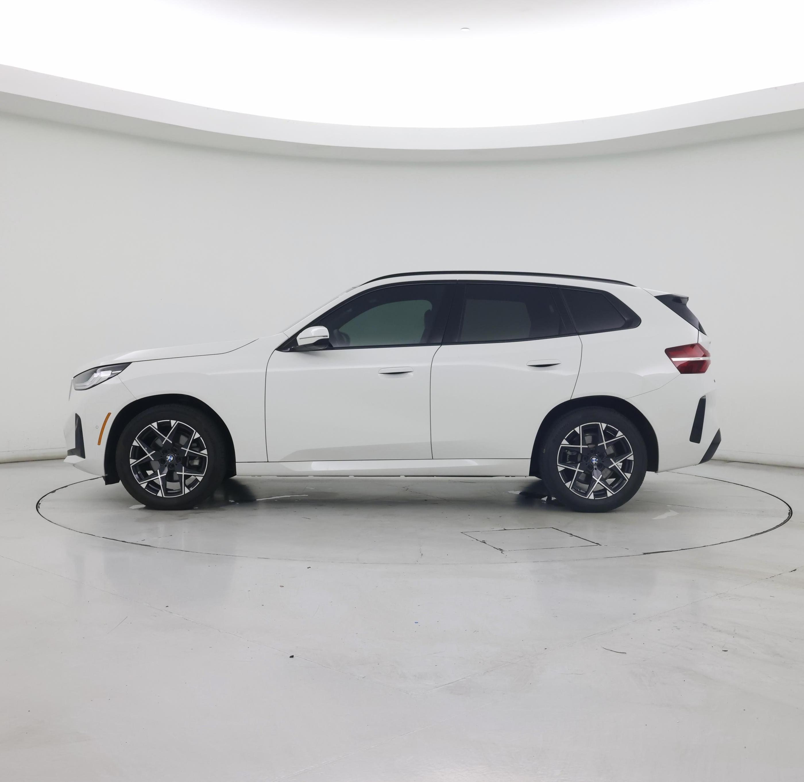 Thumbnail: 2025 BMW X3 - 3
