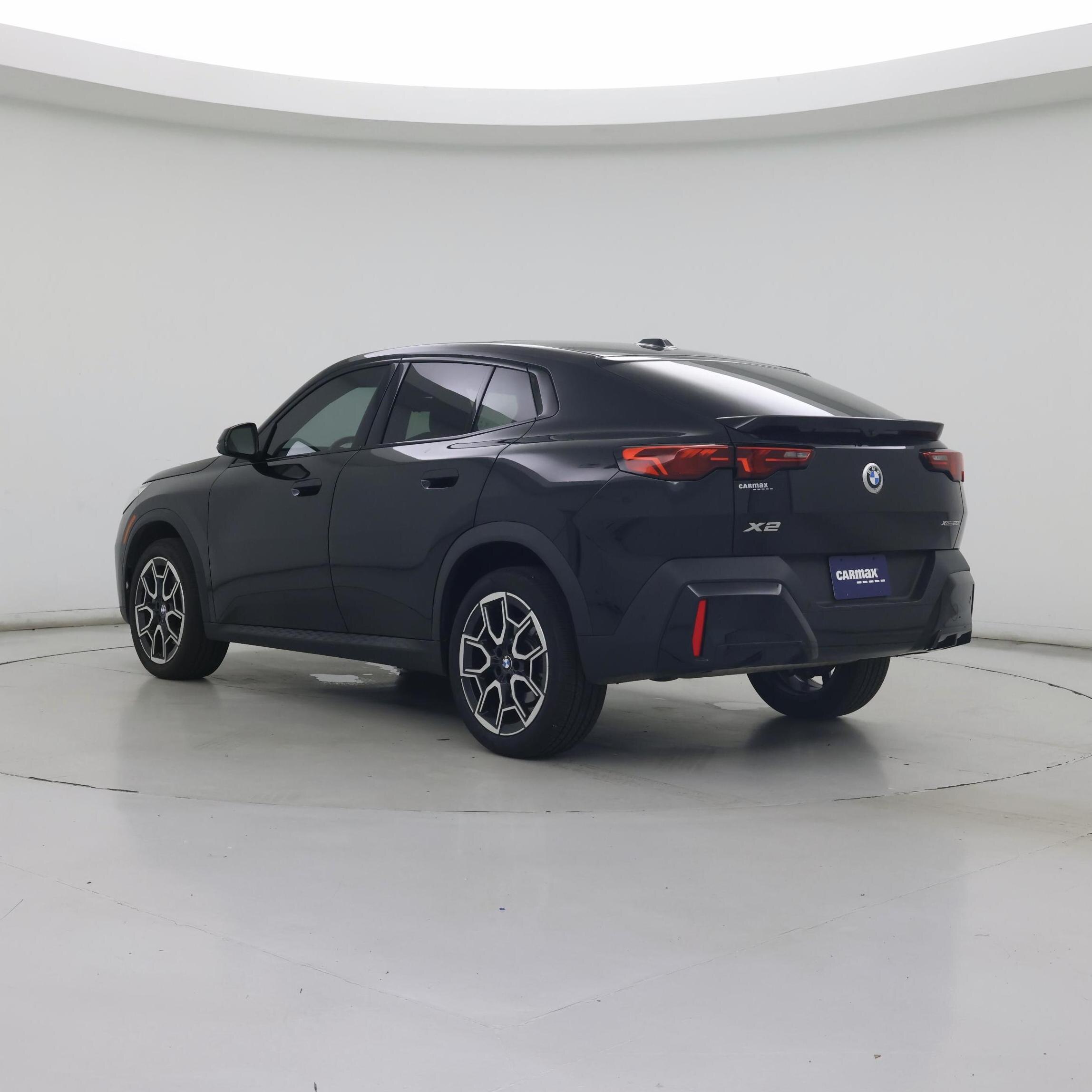 Thumbnail: 2025 BMW X2 - 2
