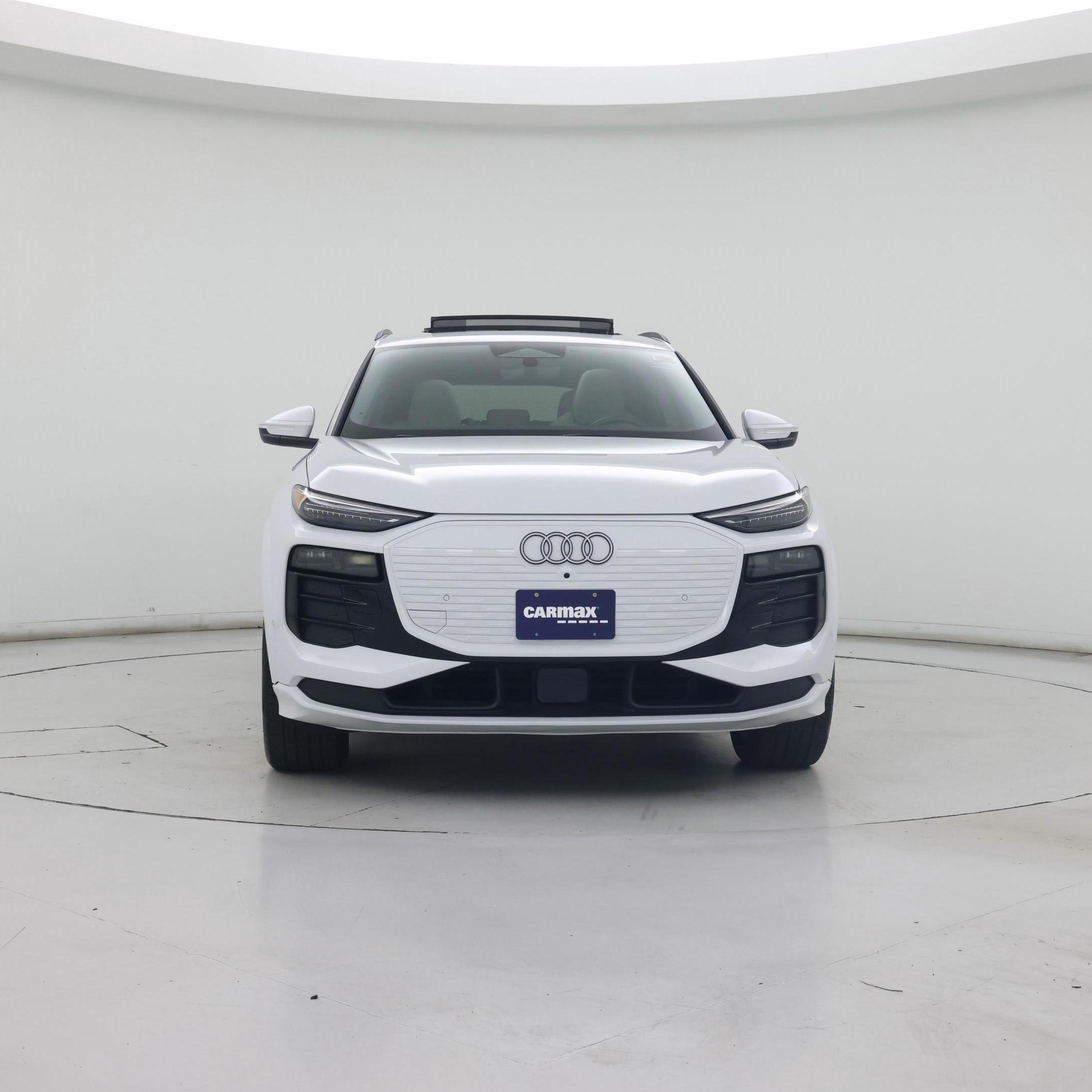 Thumbnail: 2025 Audi Q6 e-tron - 5