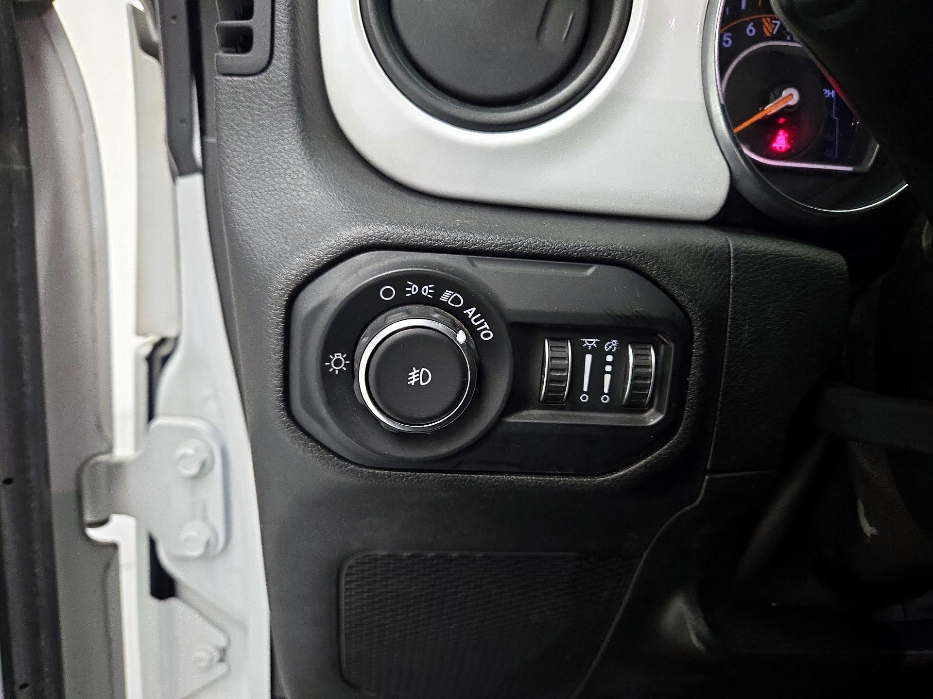 Thumbnail: 2021 Jeep Wrangler - 13