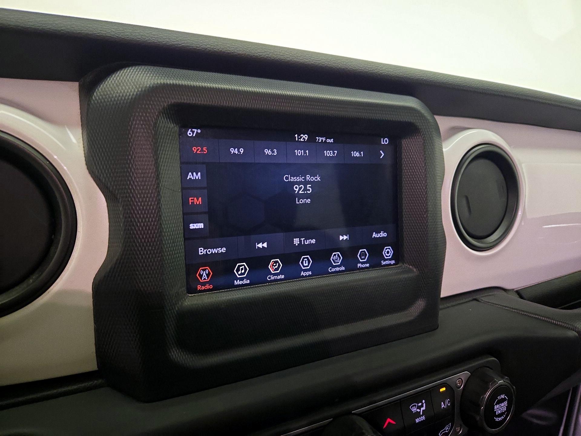 Thumbnail: 2021 Jeep Wrangler - 15