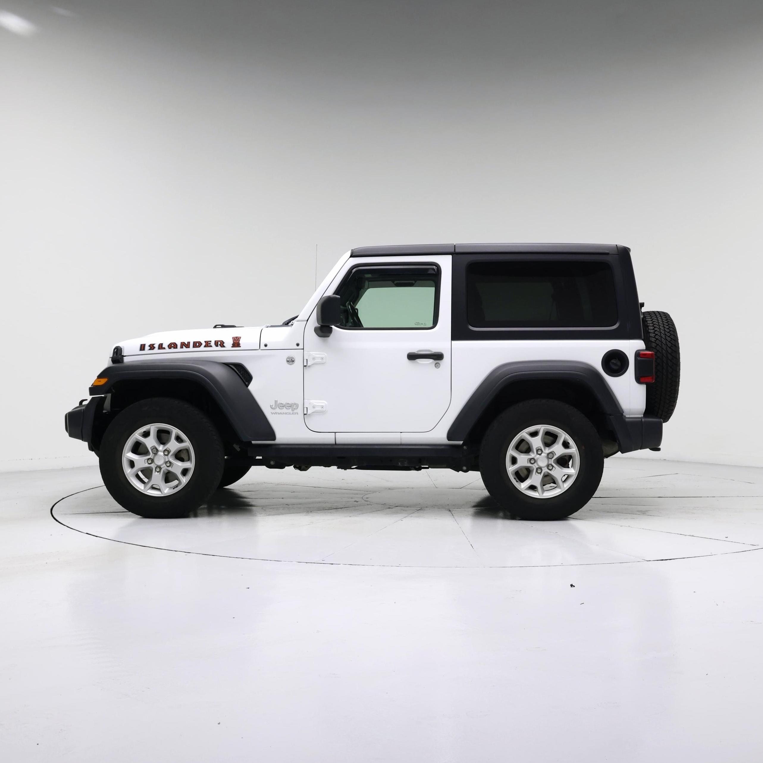 Thumbnail: 2021 Jeep Wrangler - 3