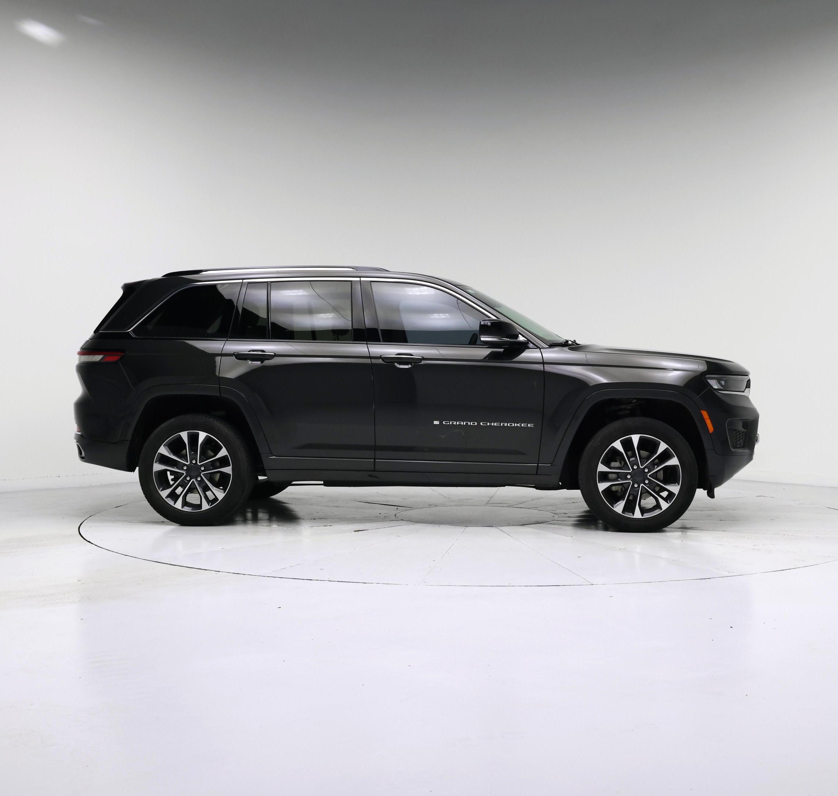 Thumbnail: 2023 Jeep Grand Cherokee - 7