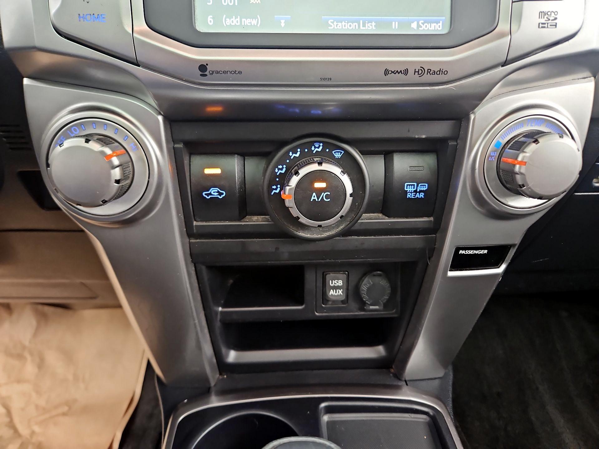 Thumbnail: 2018 Toyota 4Runner - 15