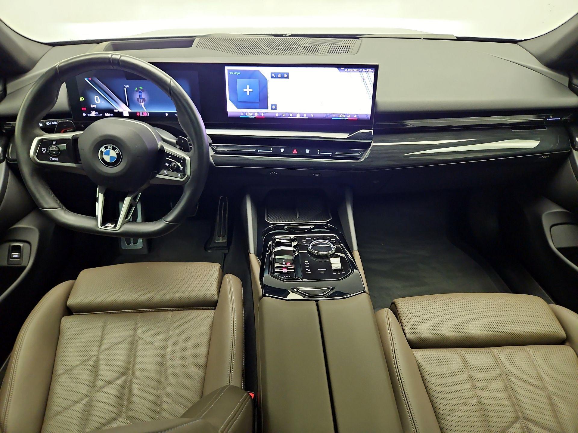 Thumbnail: 2024 BMW 5 Series - 9