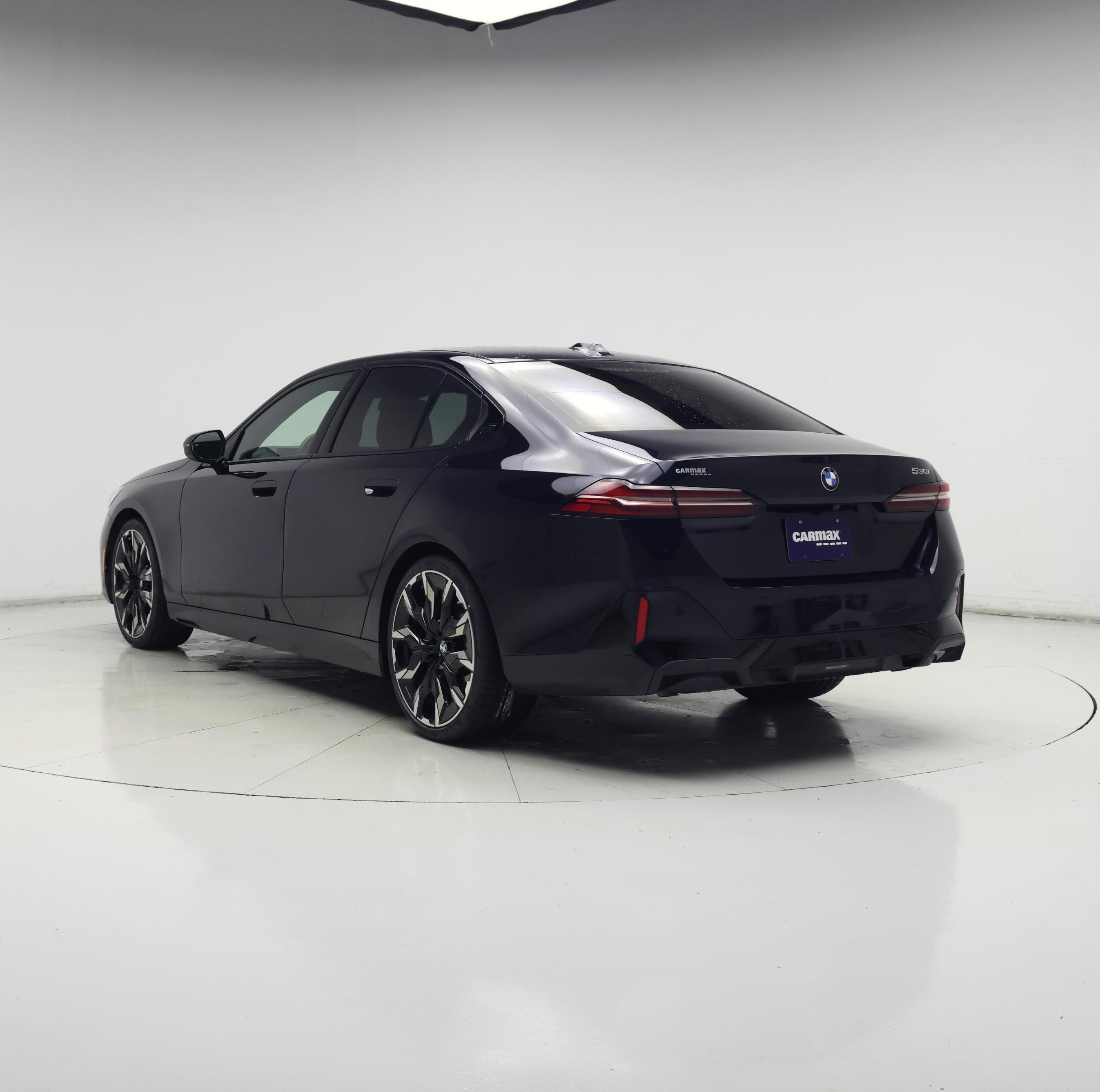 Thumbnail: 2024 BMW 5 Series - 2