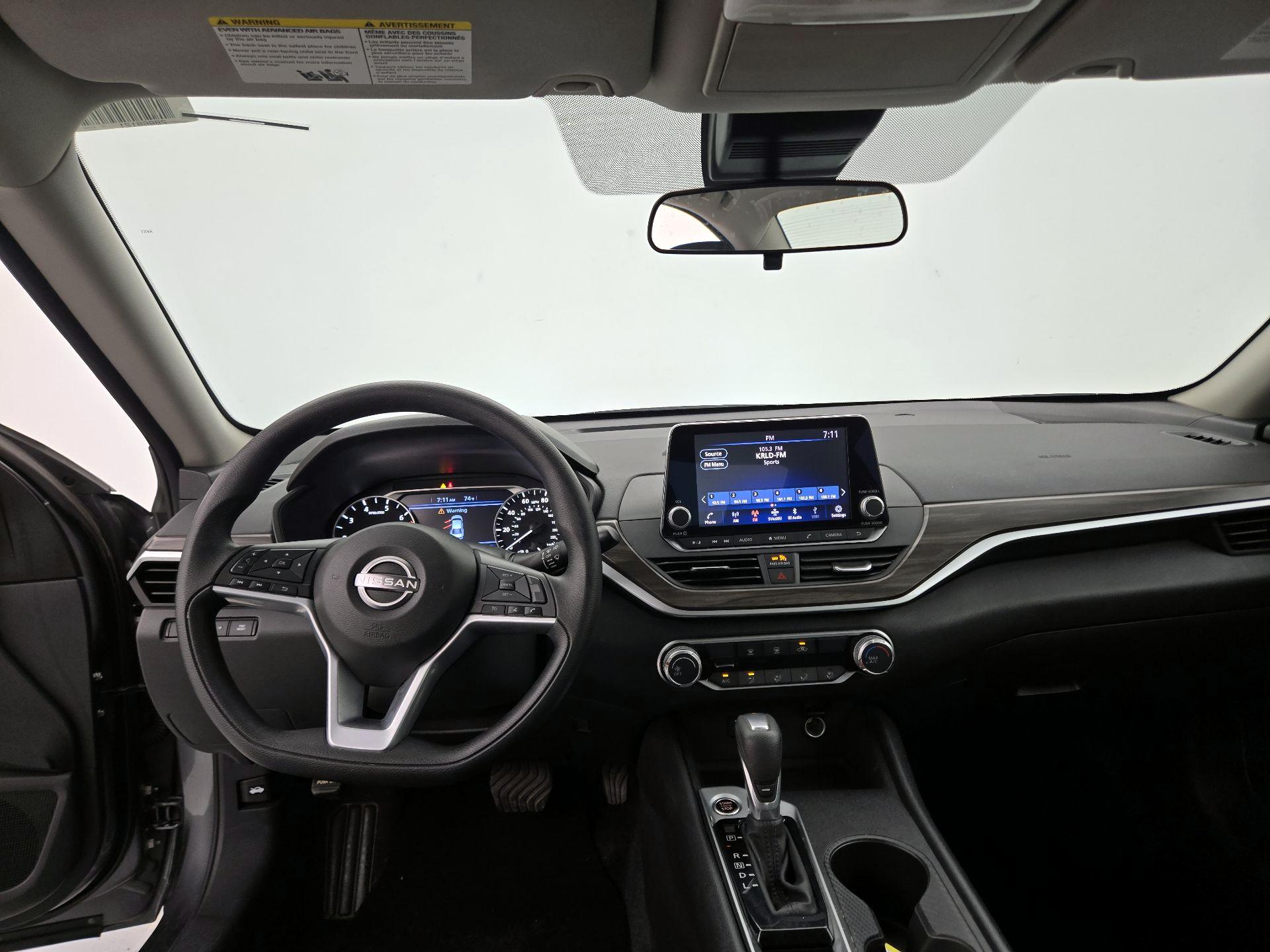 Thumbnail: 2025 Nissan Altima - 9