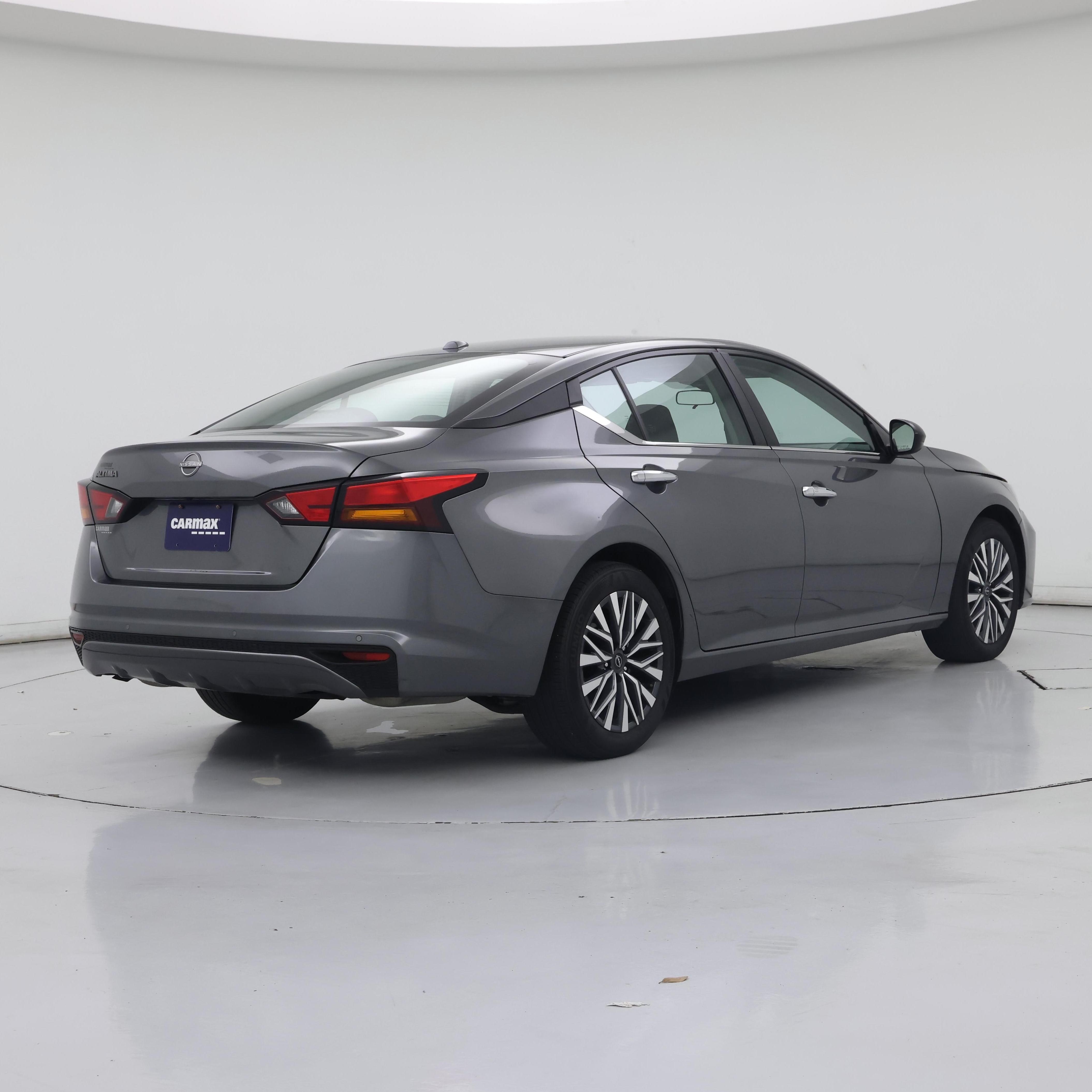 Thumbnail: 2025 Nissan Altima - 8