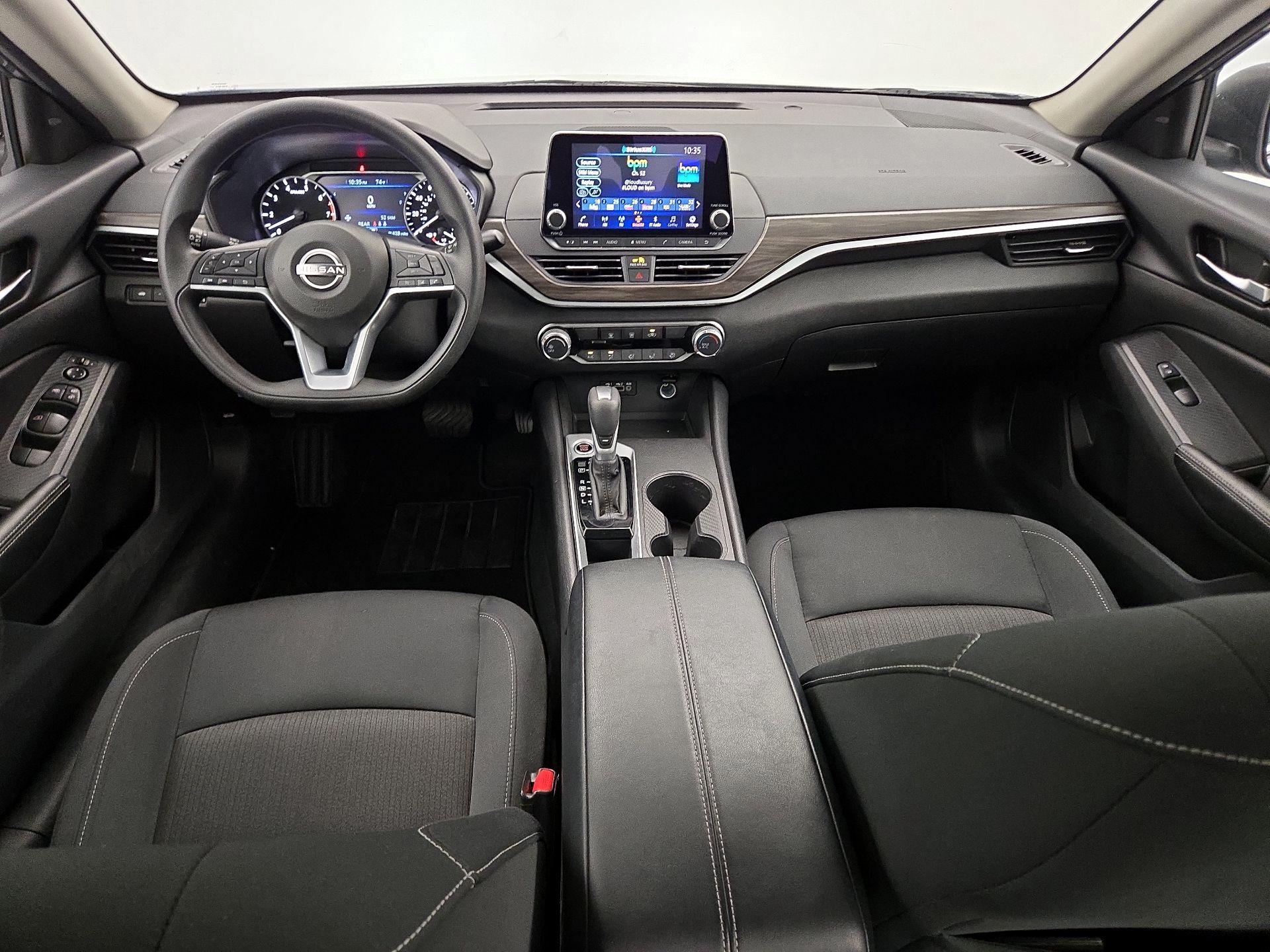 Thumbnail: 2025 Nissan Altima - 9