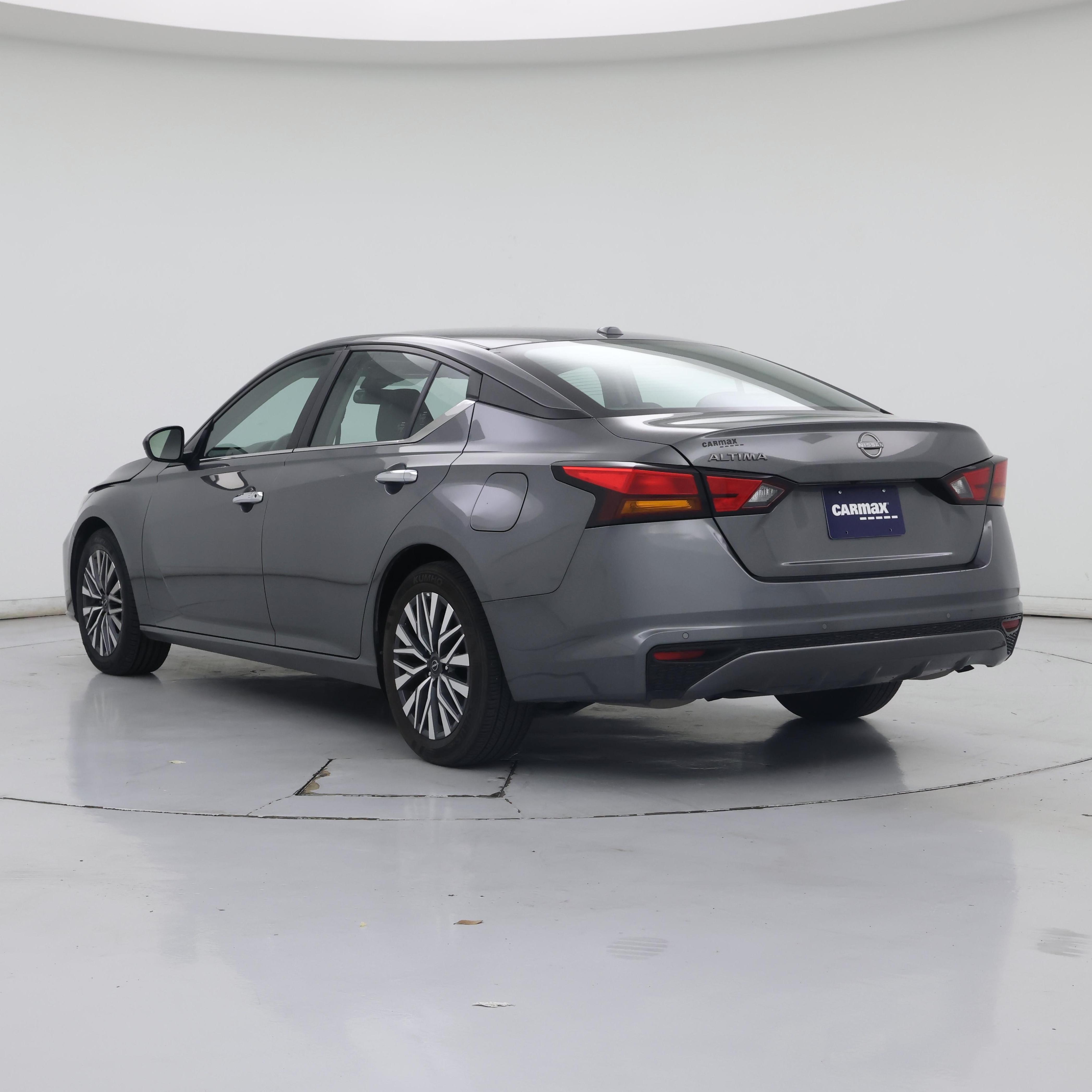 Thumbnail: 2025 Nissan Altima - 2