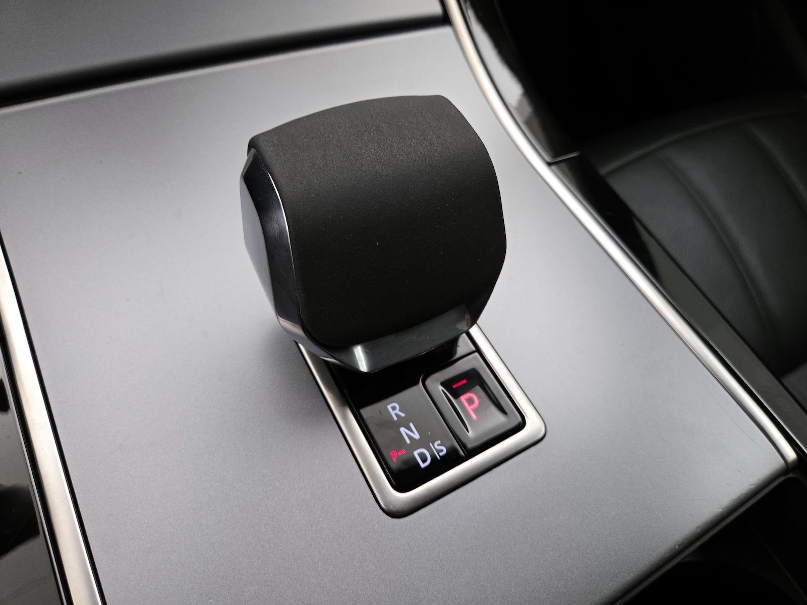 2024 Land Rover Range Rover Evoque S - Photo 19